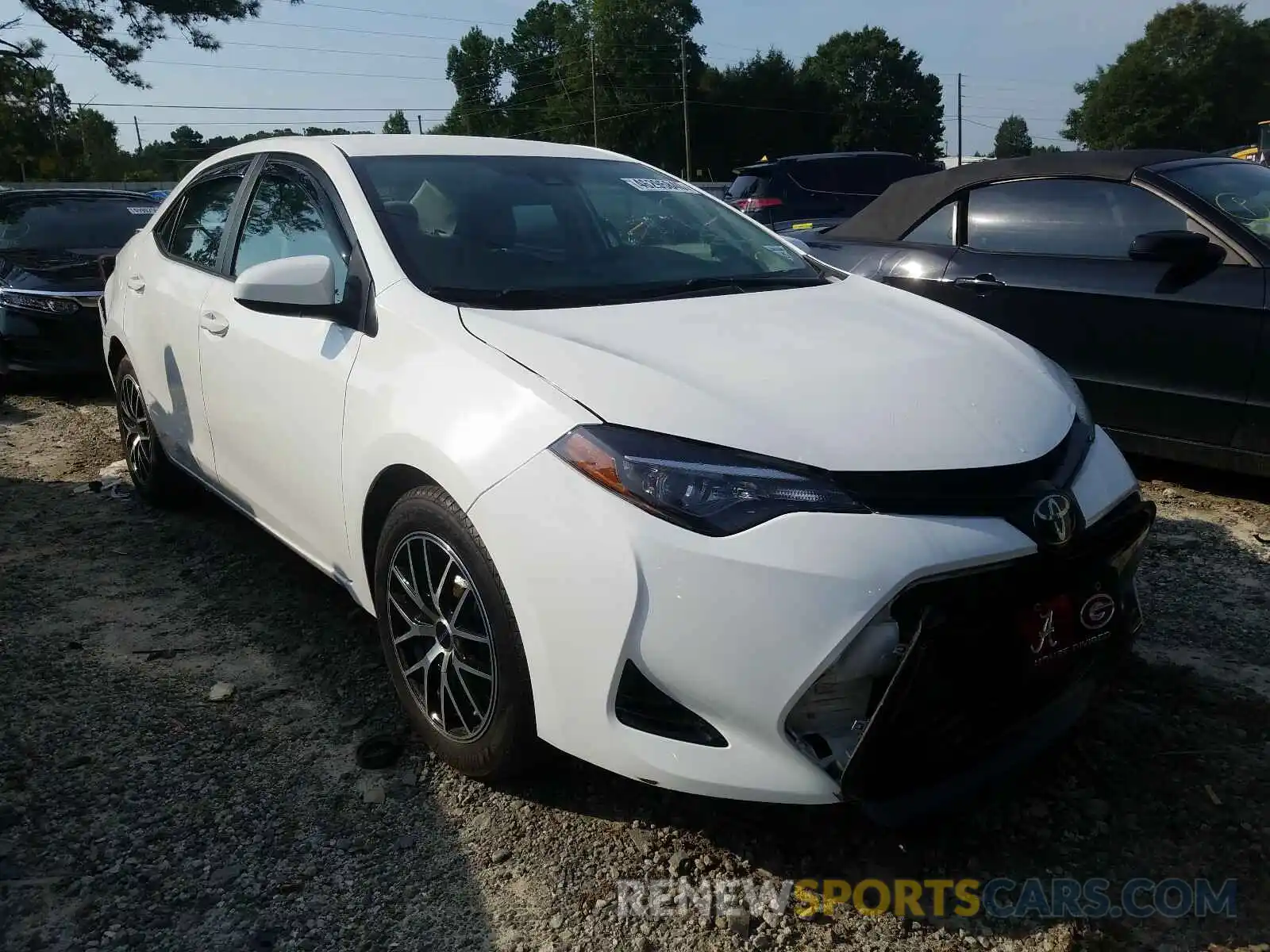 1 Photograph of a damaged car 5YFBURHE9KP870646 TOYOTA COROLLA 2019