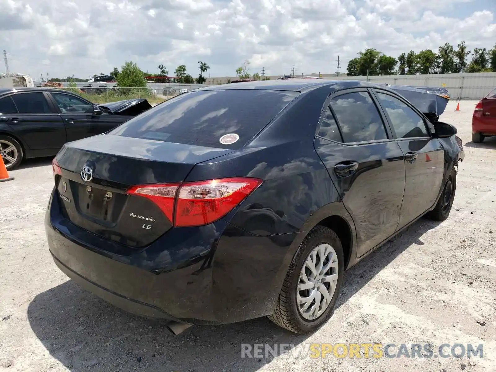 4 Photograph of a damaged car 5YFBURHE9KP870937 TOYOTA COROLLA 2019