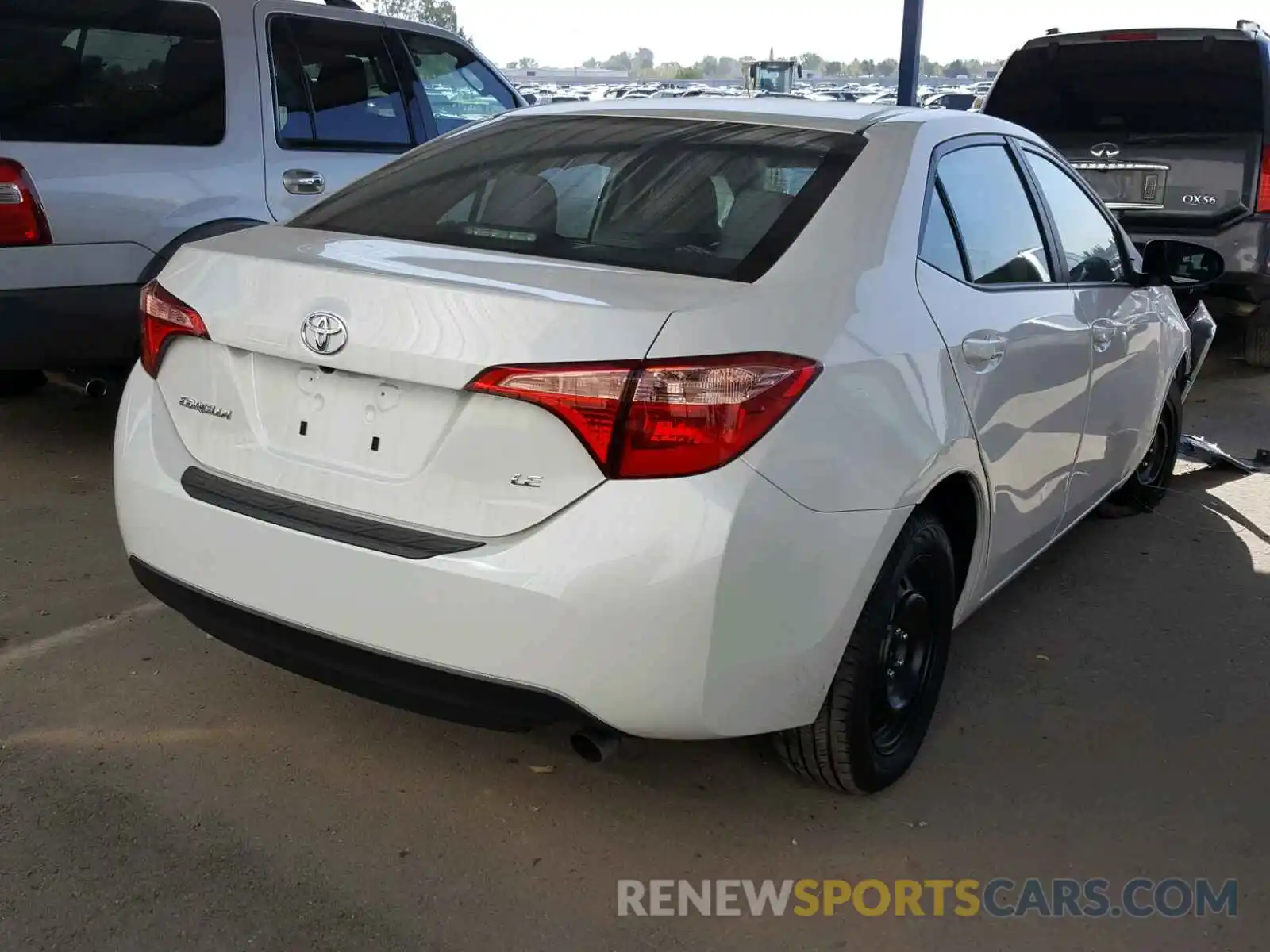 4 Photograph of a damaged car 5YFBURHE9KP870940 TOYOTA COROLLA 2019