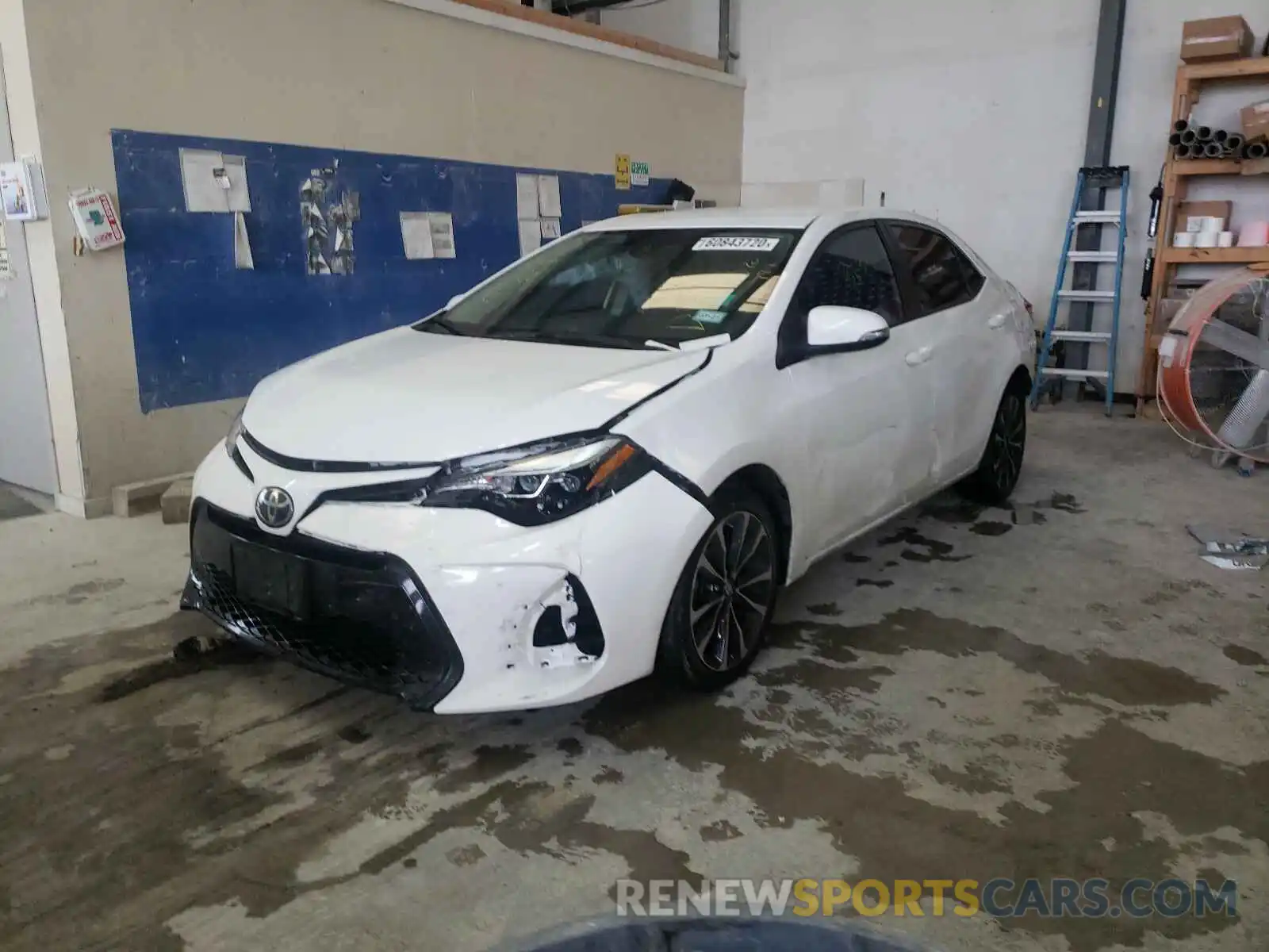 2 Photograph of a damaged car 5YFBURHE9KP870999 TOYOTA COROLLA 2019