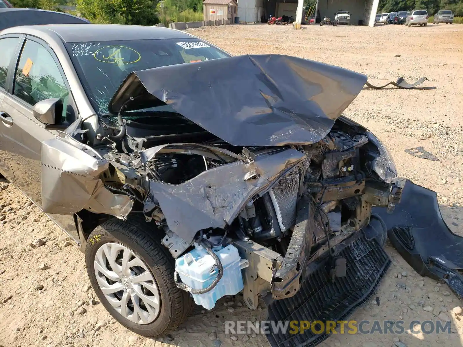 9 Photograph of a damaged car 5YFBURHE9KP871361 TOYOTA COROLLA 2019