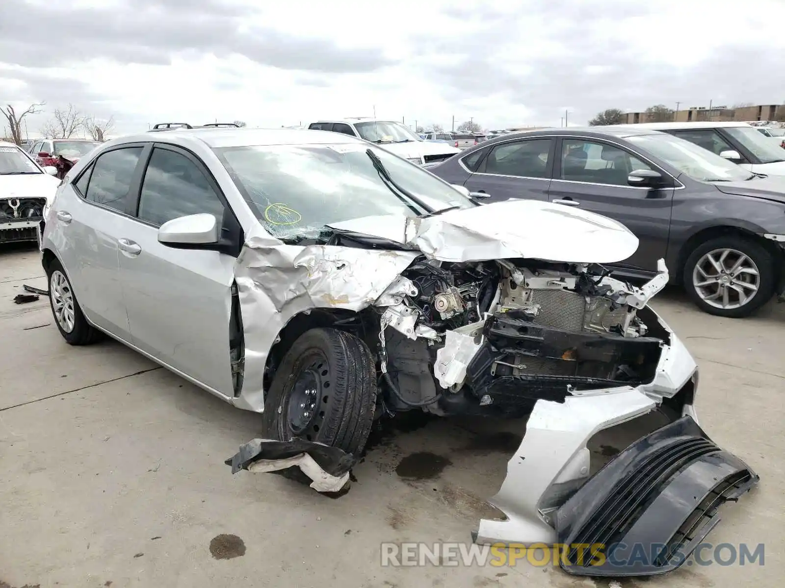 1 Photograph of a damaged car 5YFBURHE9KP871568 TOYOTA COROLLA 2019