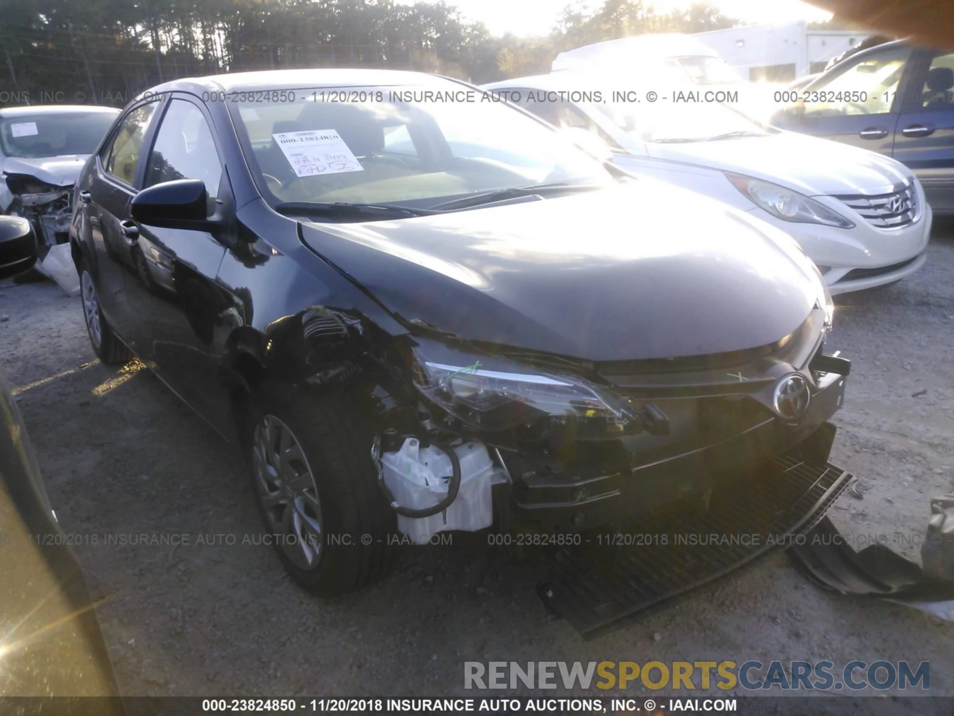 1 Photograph of a damaged car 5YFBURHE9KP871702 Toyota Corolla 2019