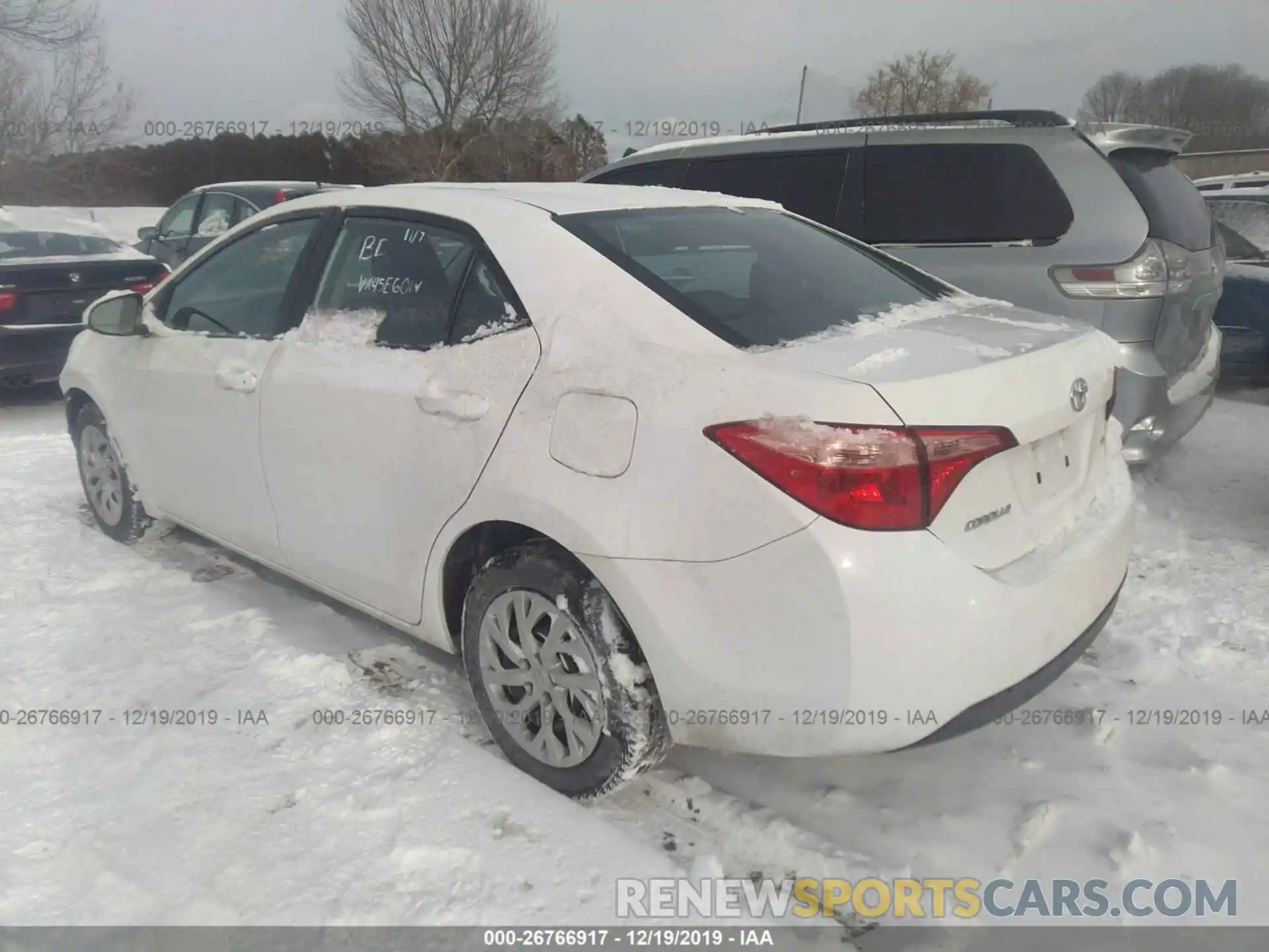 3 Photograph of a damaged car 5YFBURHE9KP871828 TOYOTA COROLLA 2019