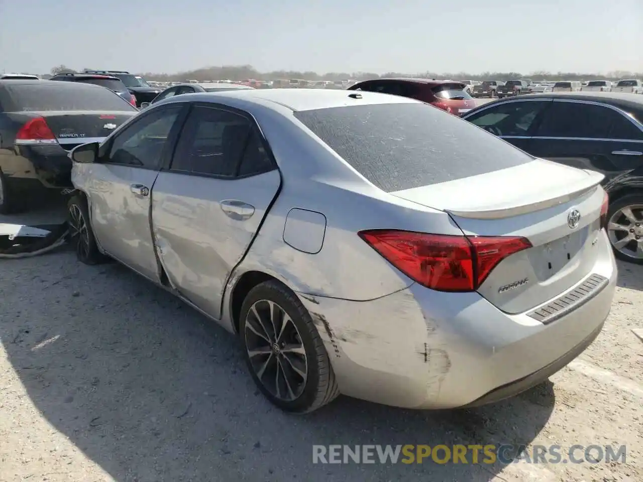 3 Photograph of a damaged car 5YFBURHE9KP872607 TOYOTA COROLLA 2019