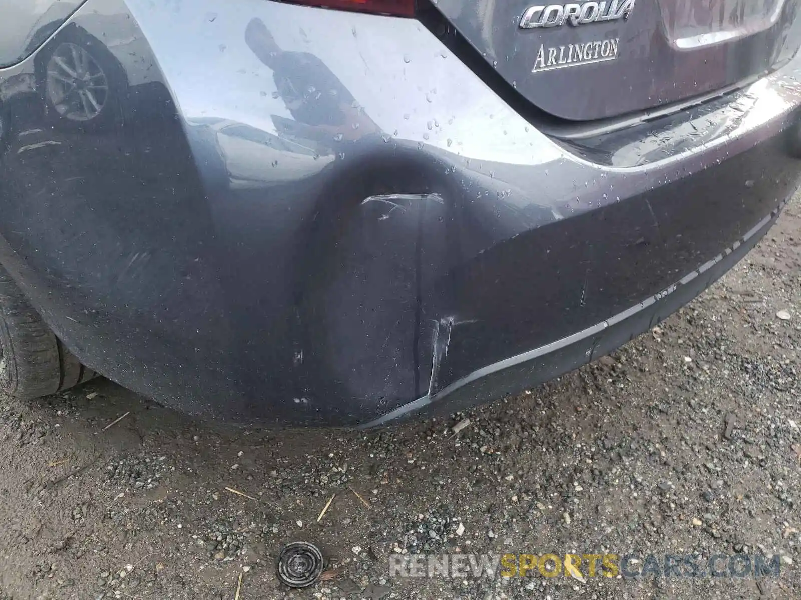 9 Photograph of a damaged car 5YFBURHE9KP873286 TOYOTA COROLLA 2019