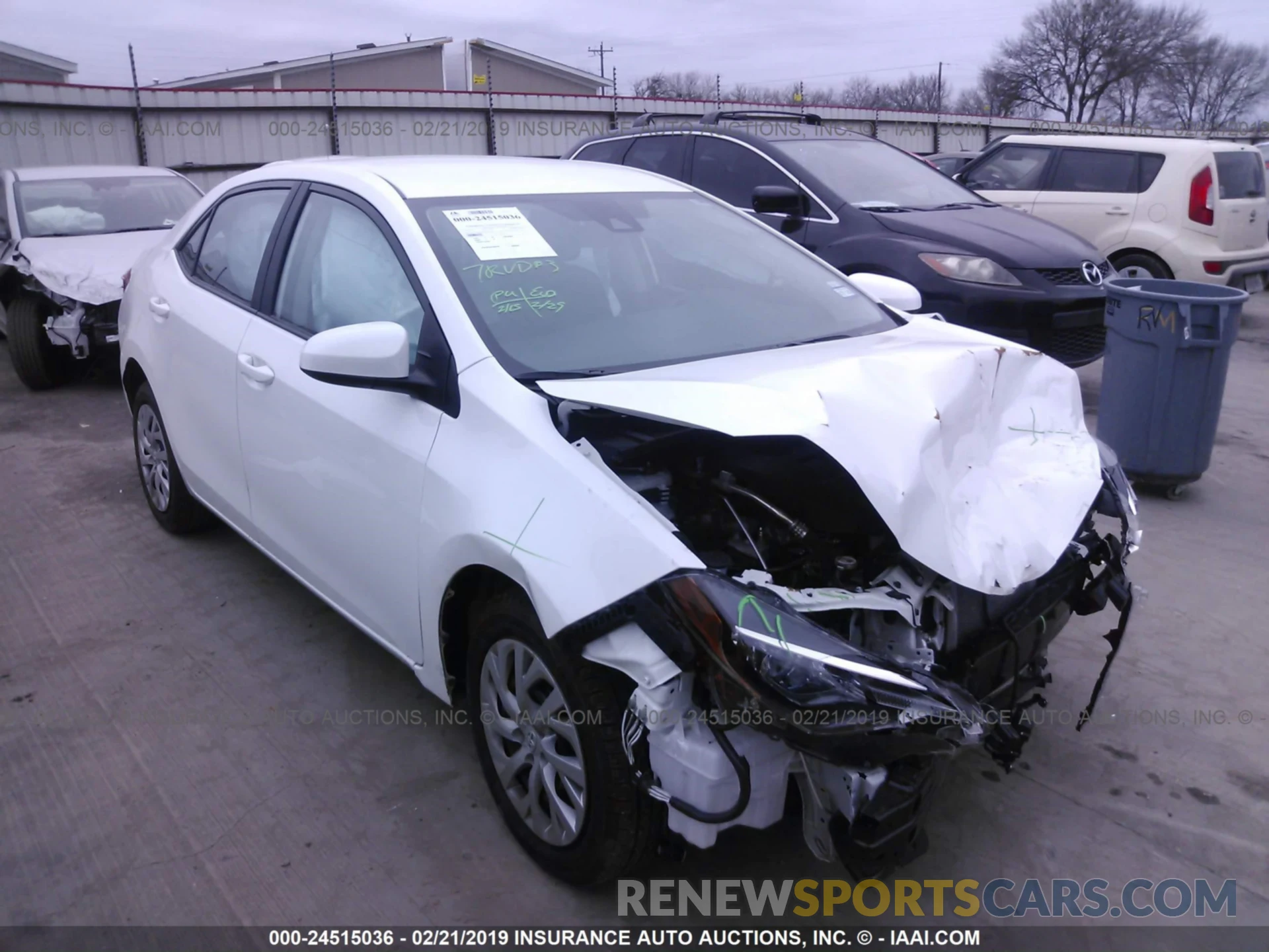 1 Photograph of a damaged car 5YFBURHE9KP873739 TOYOTA COROLLA 2019