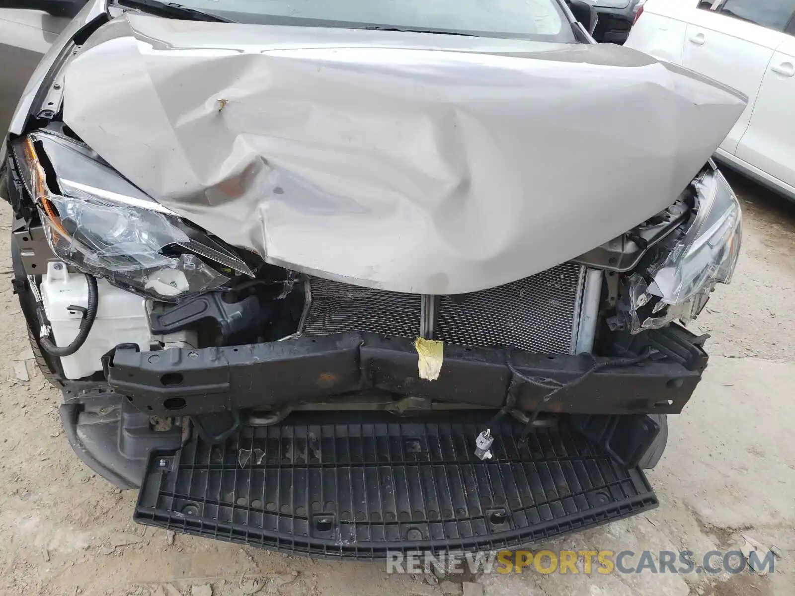 9 Photograph of a damaged car 5YFBURHE9KP874406 TOYOTA COROLLA 2019