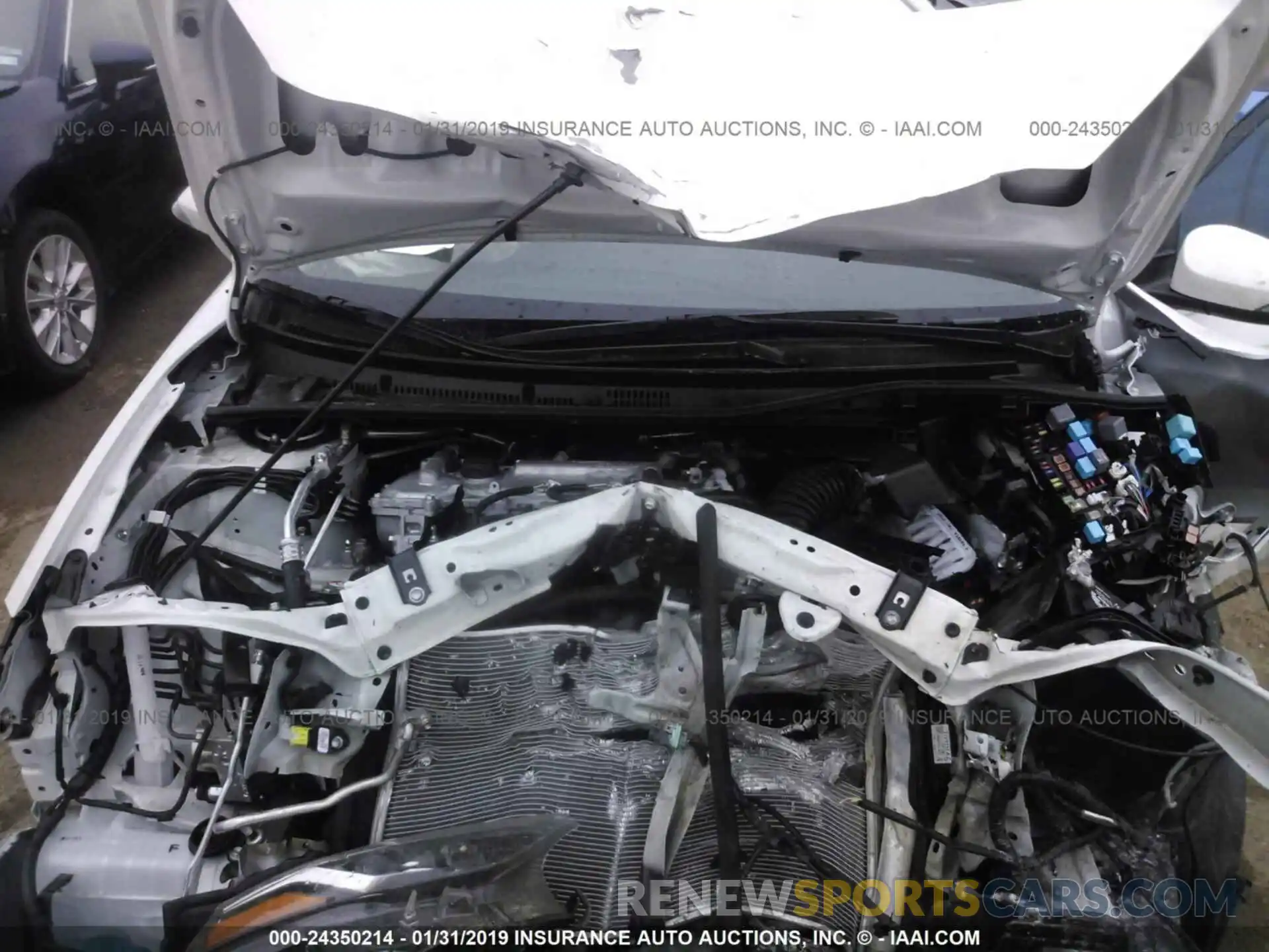 10 Photograph of a damaged car 5YFBURHE9KP874888 TOYOTA COROLLA 2019