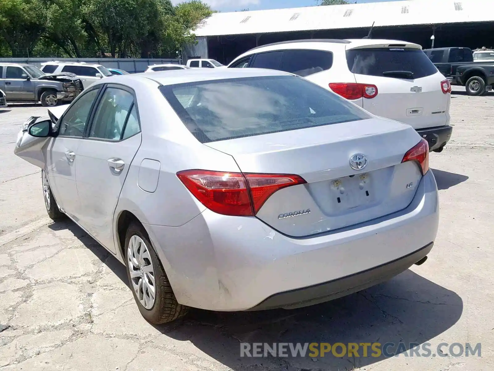 3 Photograph of a damaged car 5YFBURHE9KP874941 TOYOTA COROLLA 2019