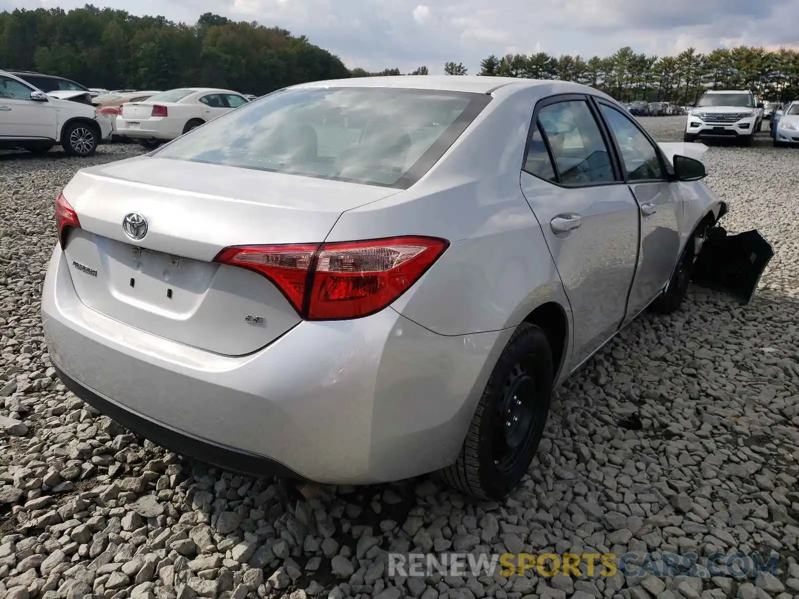 4 Photograph of a damaged car 5YFBURHE9KP875586 TOYOTA COROLLA 2019