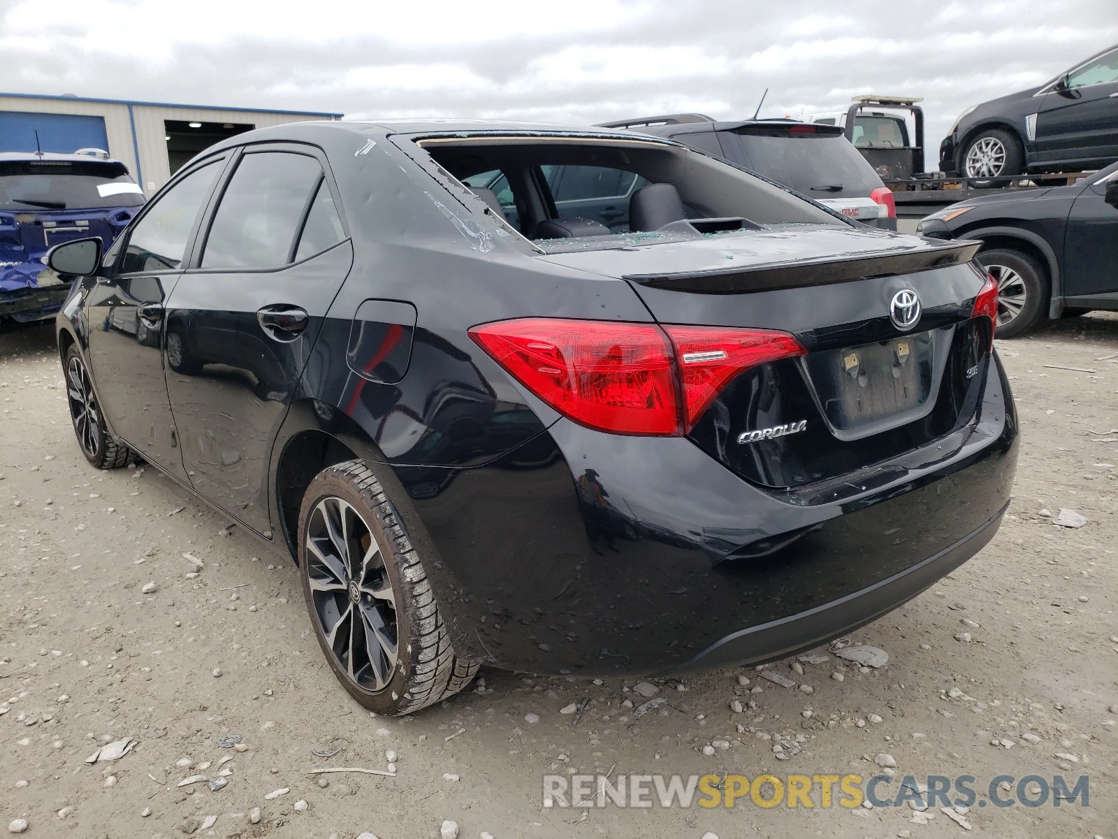 3 Photograph of a damaged car 5YFBURHE9KP876186 TOYOTA COROLLA 2019