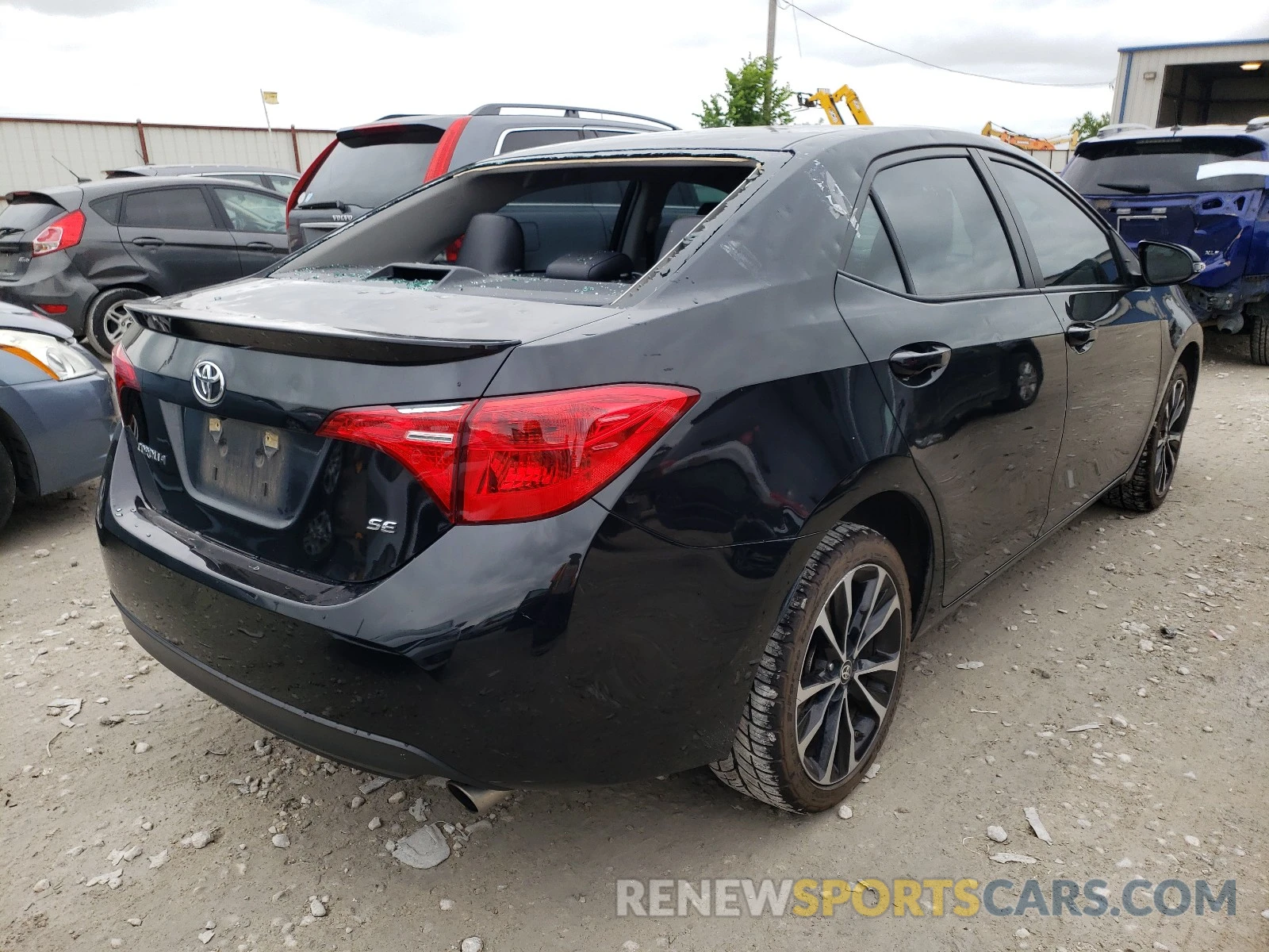 4 Photograph of a damaged car 5YFBURHE9KP876186 TOYOTA COROLLA 2019