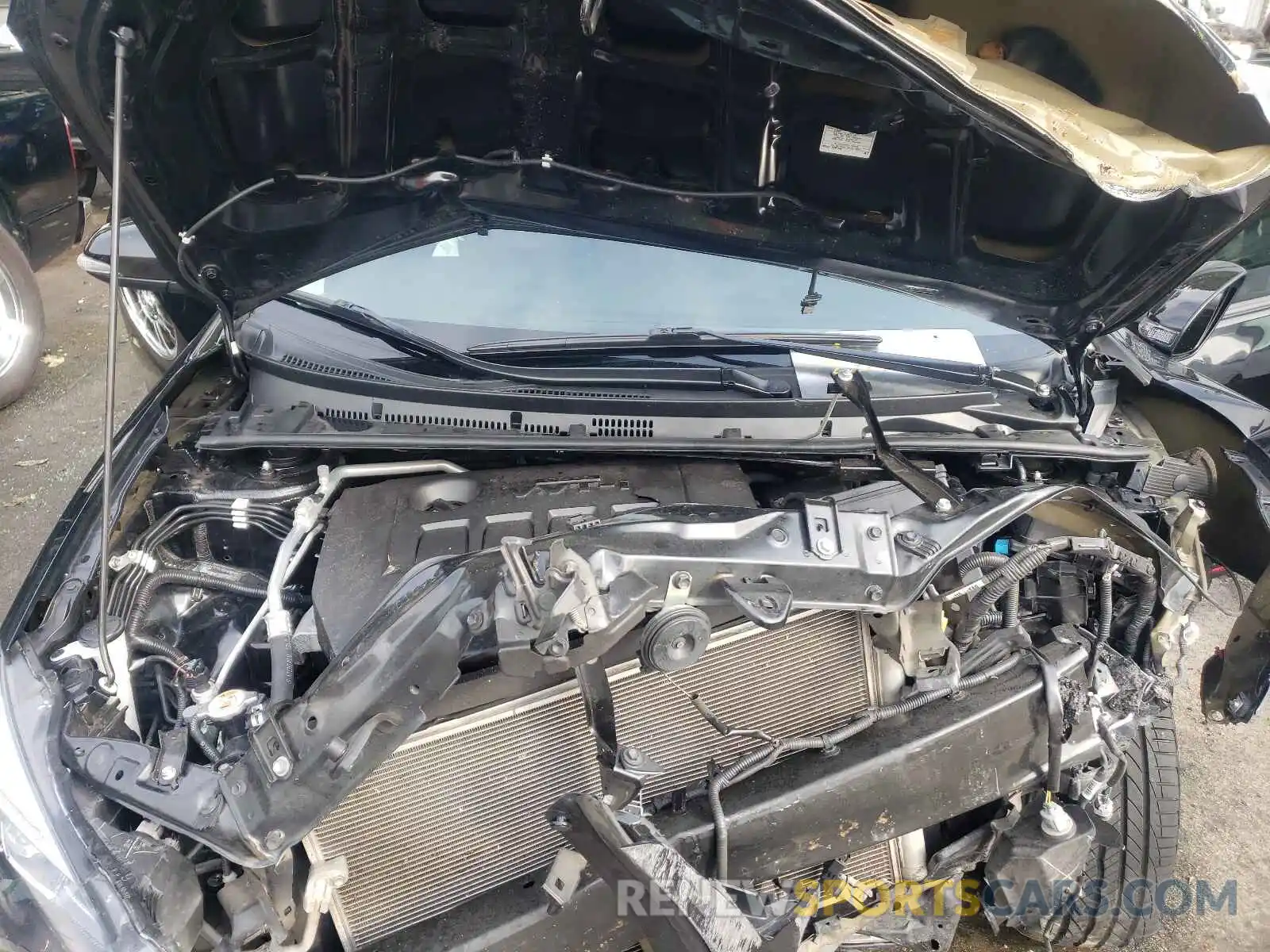 7 Photograph of a damaged car 5YFBURHE9KP876463 TOYOTA COROLLA 2019