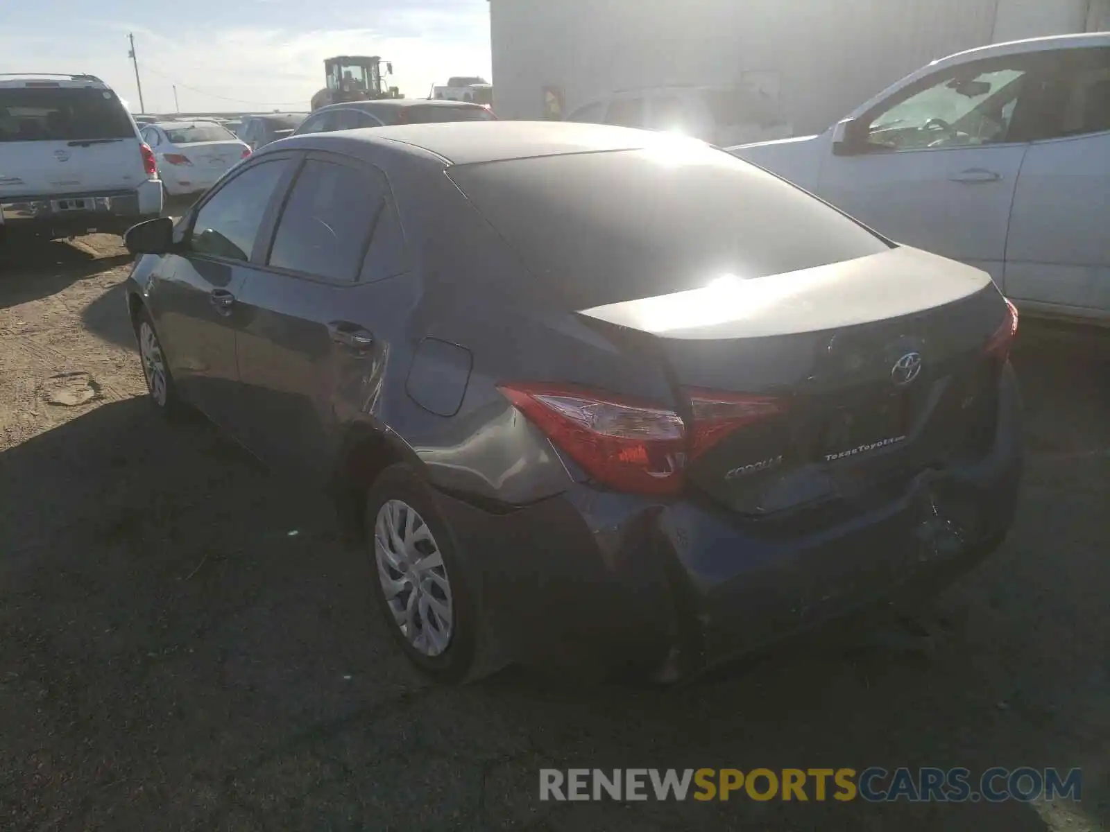 3 Photograph of a damaged car 5YFBURHE9KP876771 TOYOTA COROLLA 2019