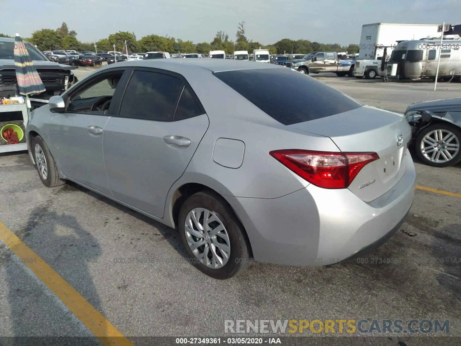 3 Photograph of a damaged car 5YFBURHE9KP876933 TOYOTA COROLLA 2019