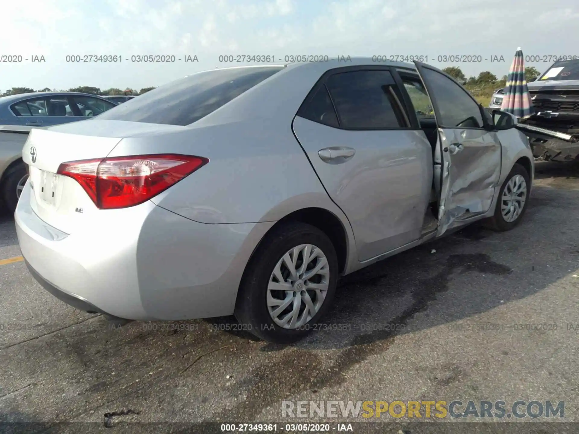 4 Photograph of a damaged car 5YFBURHE9KP876933 TOYOTA COROLLA 2019