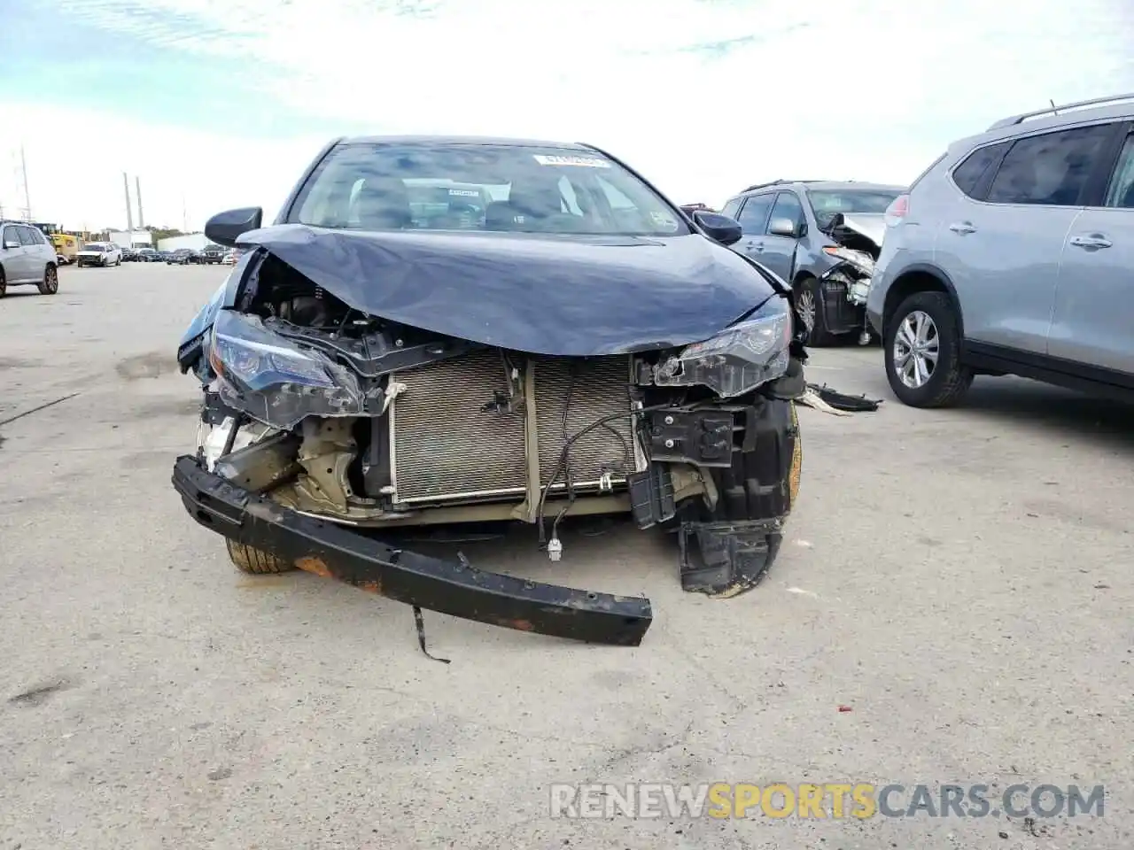 9 Photograph of a damaged car 5YFBURHE9KP877578 TOYOTA COROLLA 2019