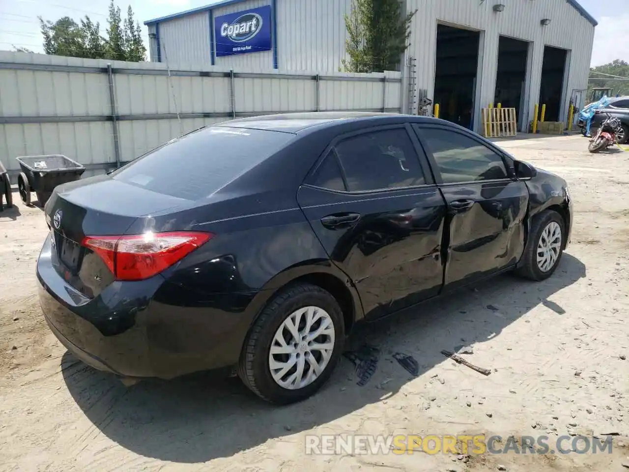 4 Фотография поврежденного автомобиля 5YFBURHE9KP877628 TOYOTA COROLLA 2019