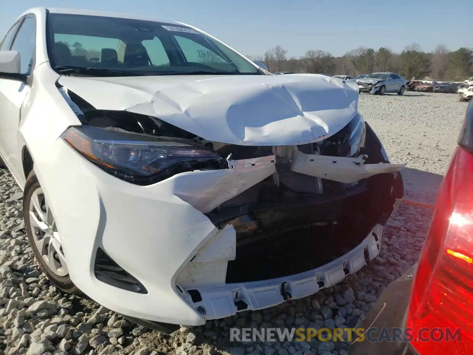 9 Photograph of a damaged car 5YFBURHE9KP877712 TOYOTA COROLLA 2019