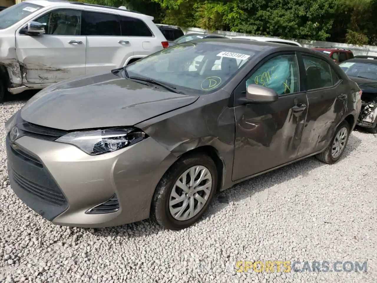 9 Photograph of a damaged car 5YFBURHE9KP878634 TOYOTA COROLLA 2019