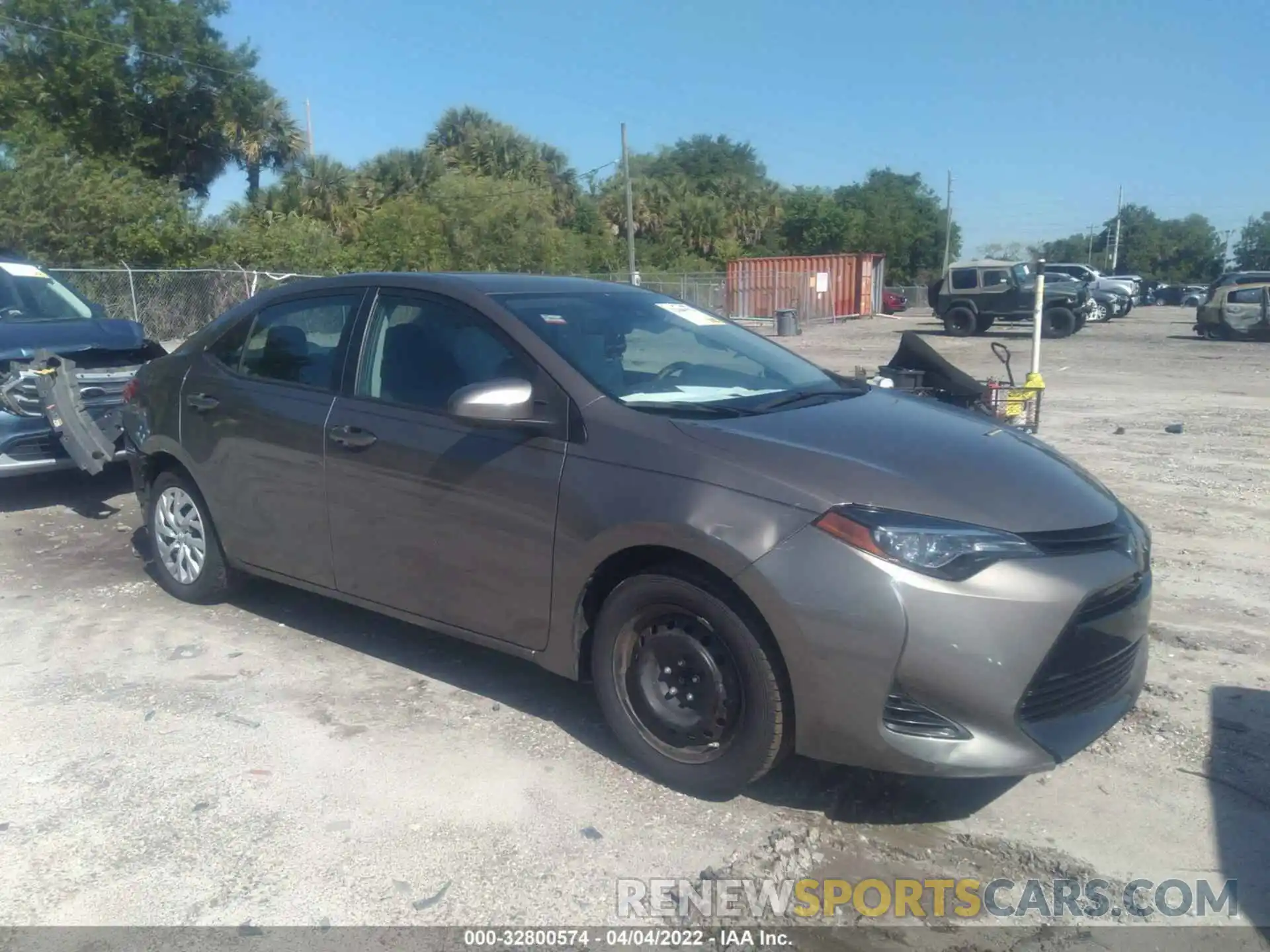 1 Photograph of a damaged car 5YFBURHE9KP880254 TOYOTA COROLLA 2019