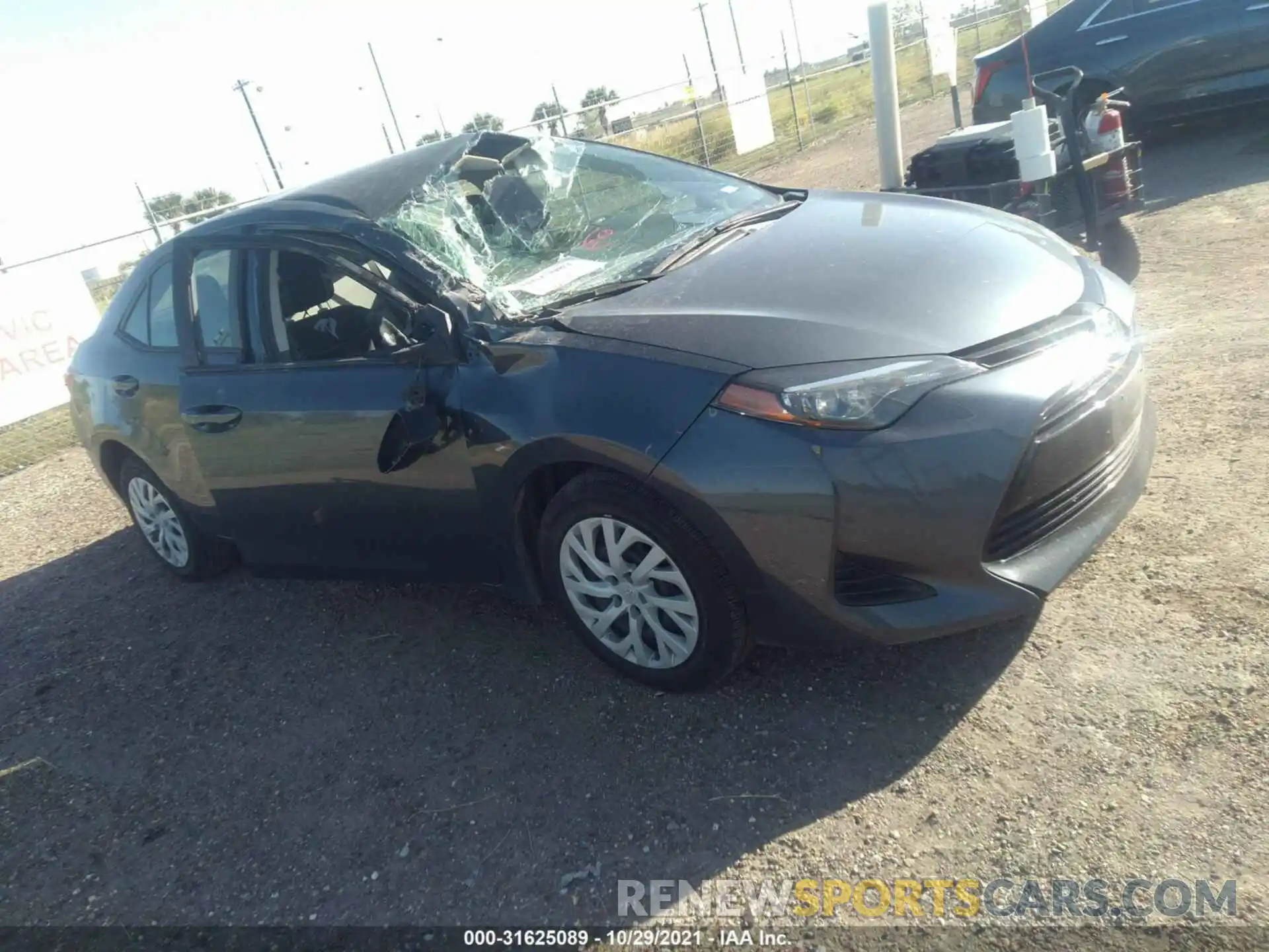 1 Photograph of a damaged car 5YFBURHE9KP880335 TOYOTA COROLLA 2019