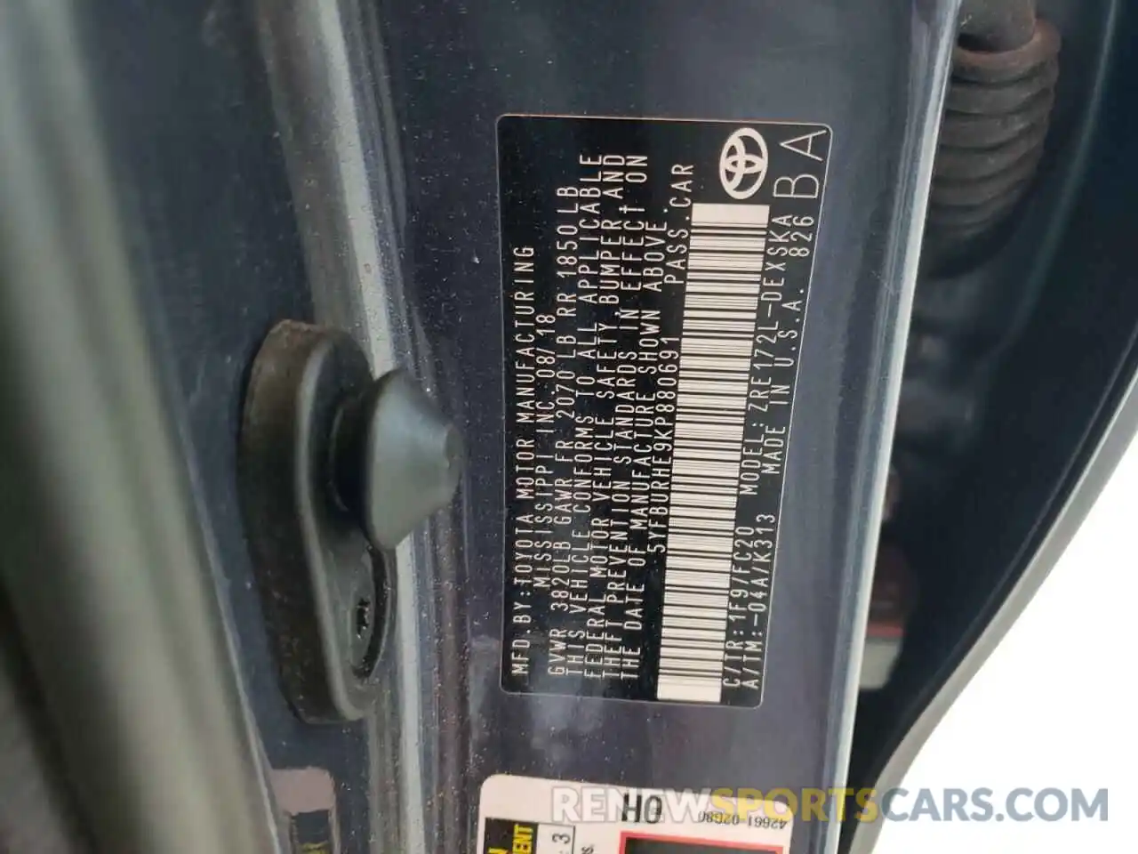 10 Photograph of a damaged car 5YFBURHE9KP880691 TOYOTA COROLLA 2019