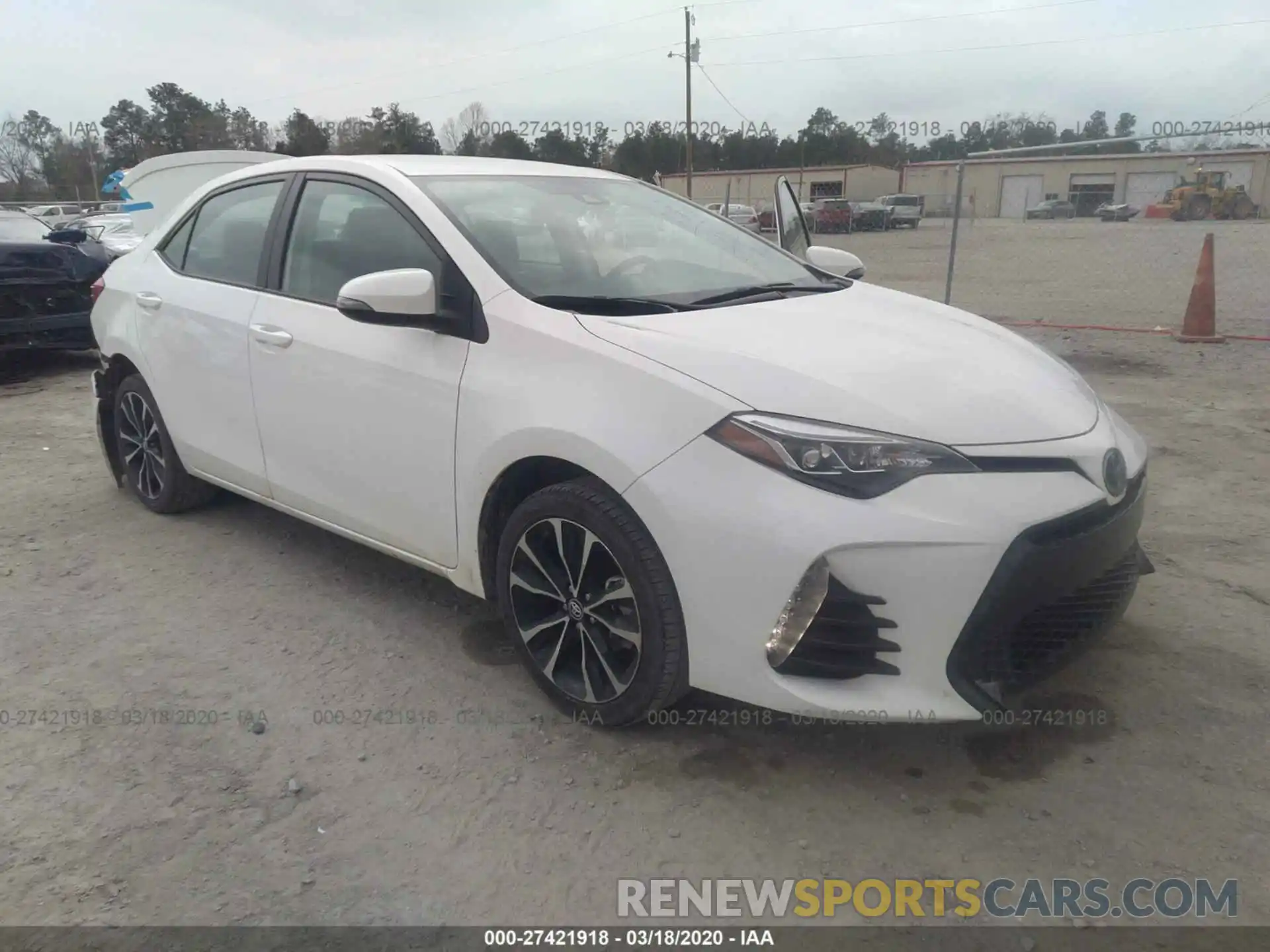 1 Photograph of a damaged car 5YFBURHE9KP881100 TOYOTA COROLLA 2019