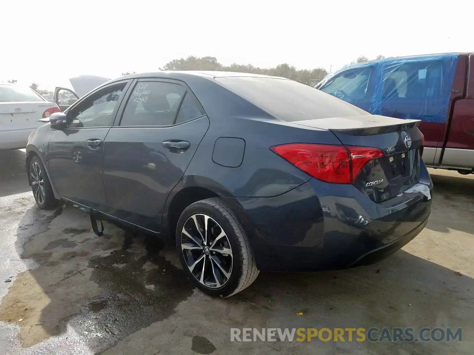 3 Photograph of a damaged car 5YFBURHE9KP882151 TOYOTA COROLLA 2019