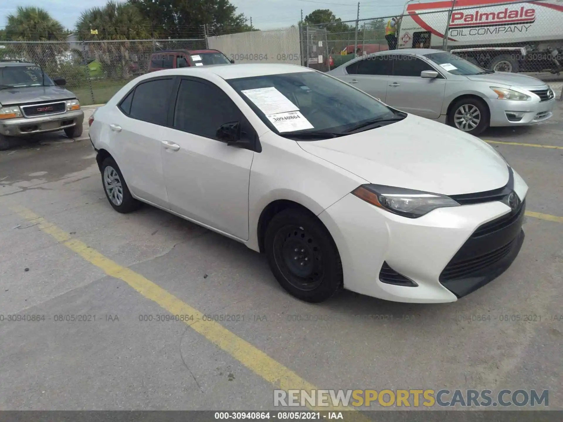 1 Photograph of a damaged car 5YFBURHE9KP882215 TOYOTA COROLLA 2019