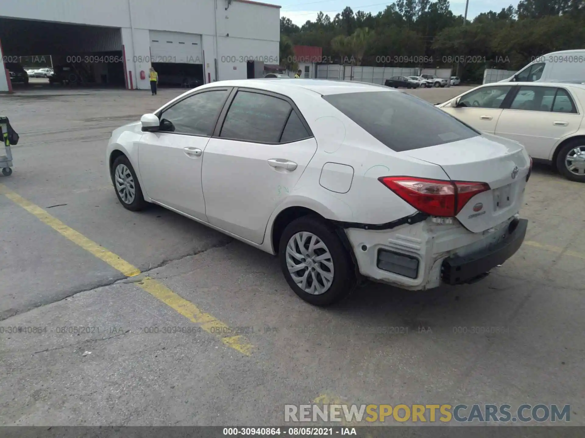 3 Photograph of a damaged car 5YFBURHE9KP882215 TOYOTA COROLLA 2019