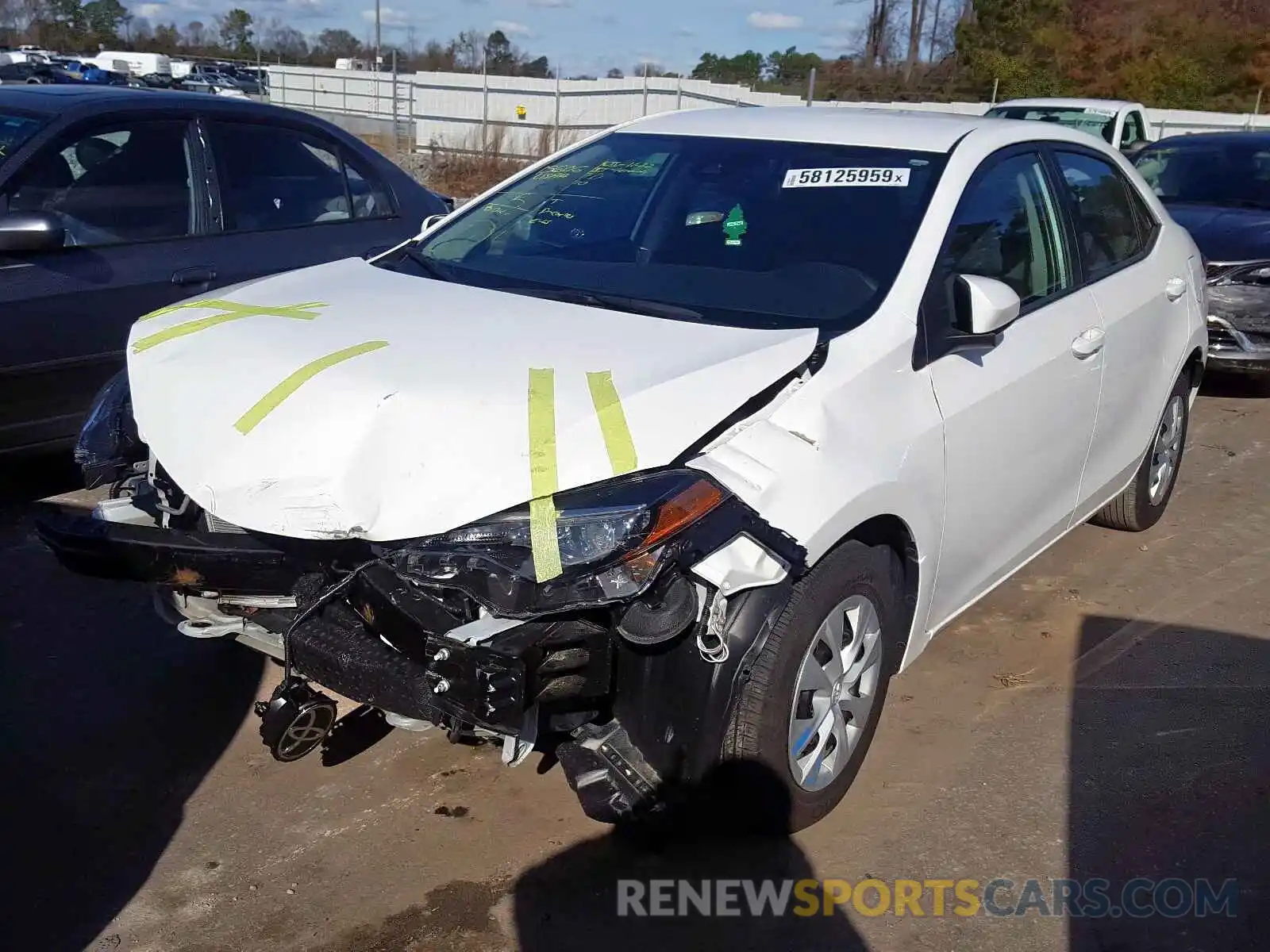 2 Photograph of a damaged car 5YFBURHE9KP882392 TOYOTA COROLLA 2019