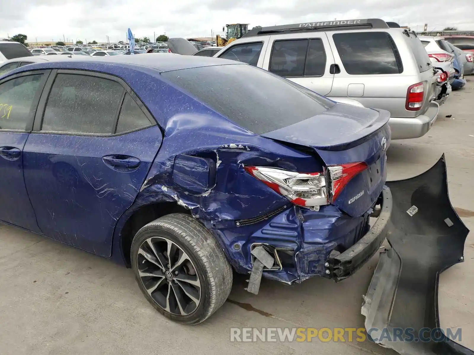 9 Photograph of a damaged car 5YFBURHE9KP882411 TOYOTA COROLLA 2019