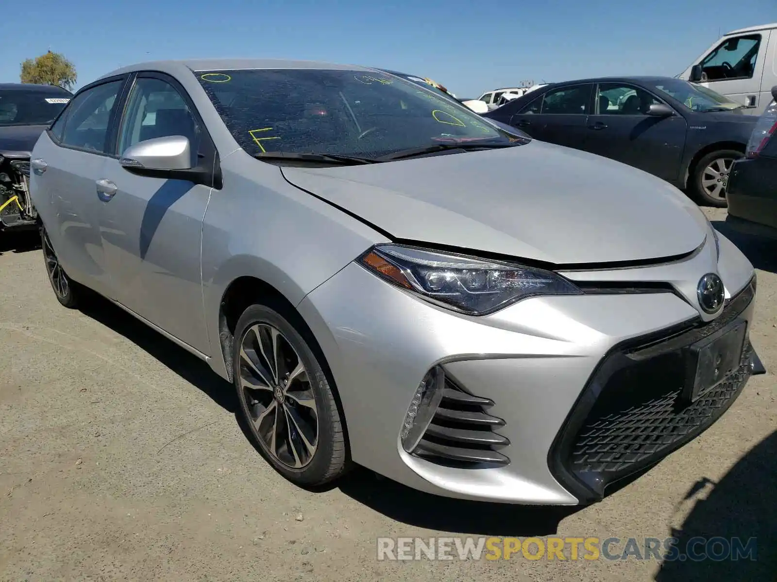 1 Photograph of a damaged car 5YFBURHE9KP882523 TOYOTA COROLLA 2019