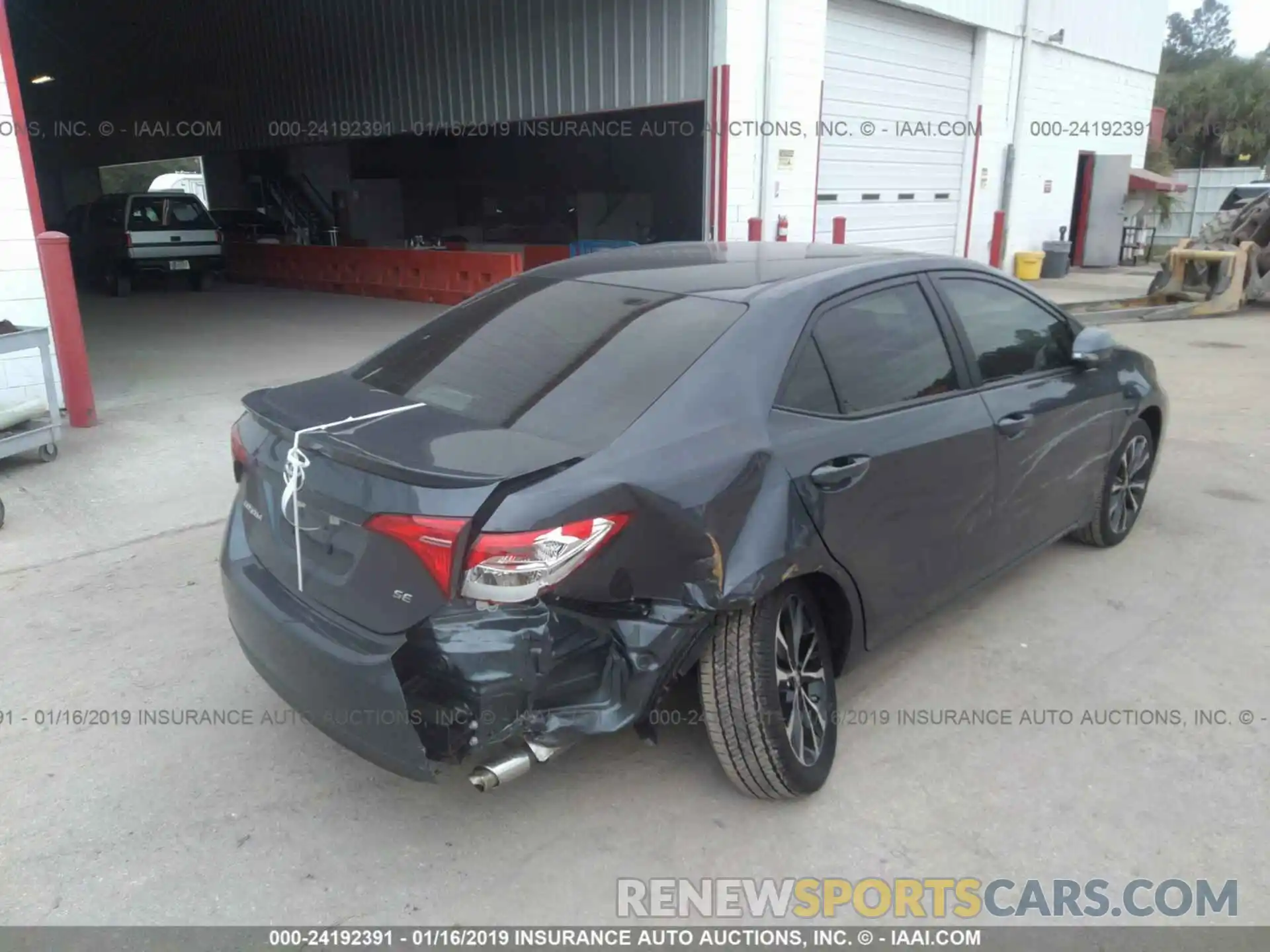 6 Photograph of a damaged car 5YFBURHE9KP882621 TOYOTA COROLLA 2019