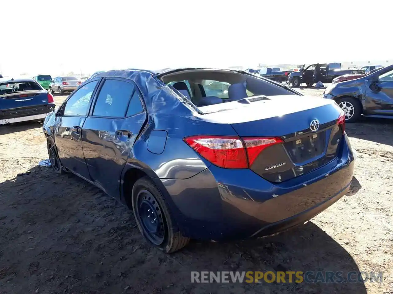 3 Photograph of a damaged car 5YFBURHE9KP882831 TOYOTA COROLLA 2019