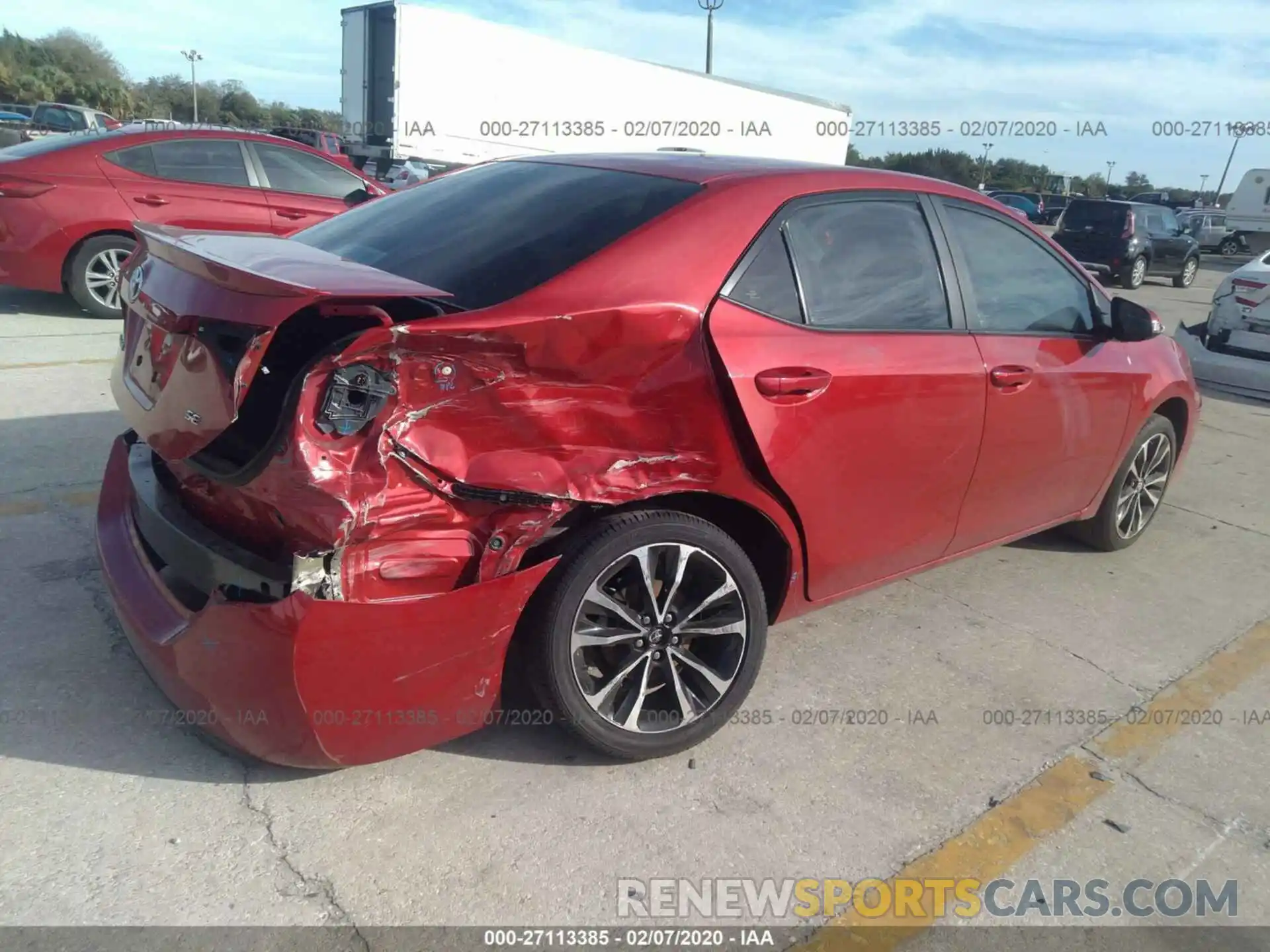 4 Photograph of a damaged car 5YFBURHE9KP883462 TOYOTA COROLLA 2019