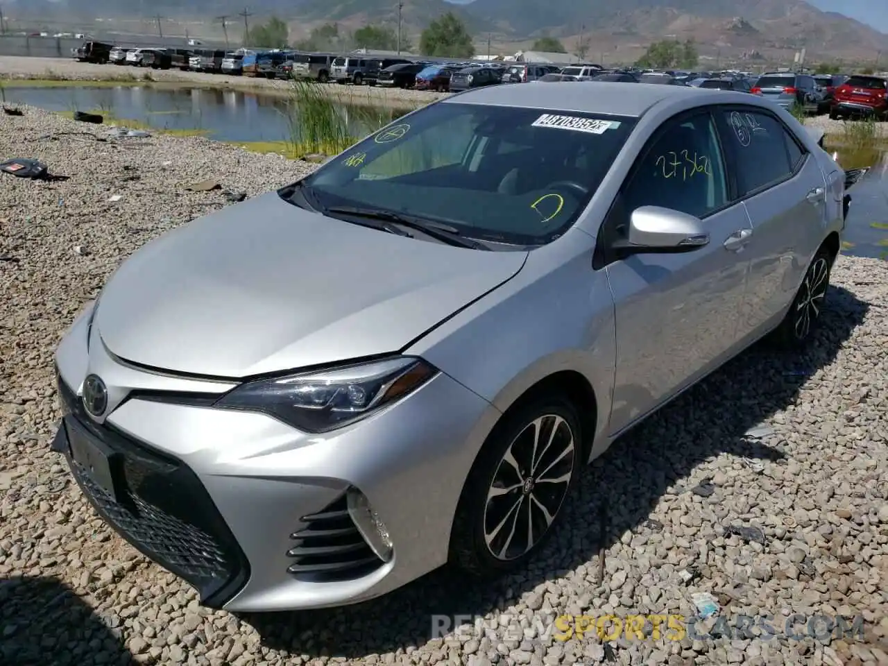 2 Photograph of a damaged car 5YFBURHE9KP883686 TOYOTA COROLLA 2019