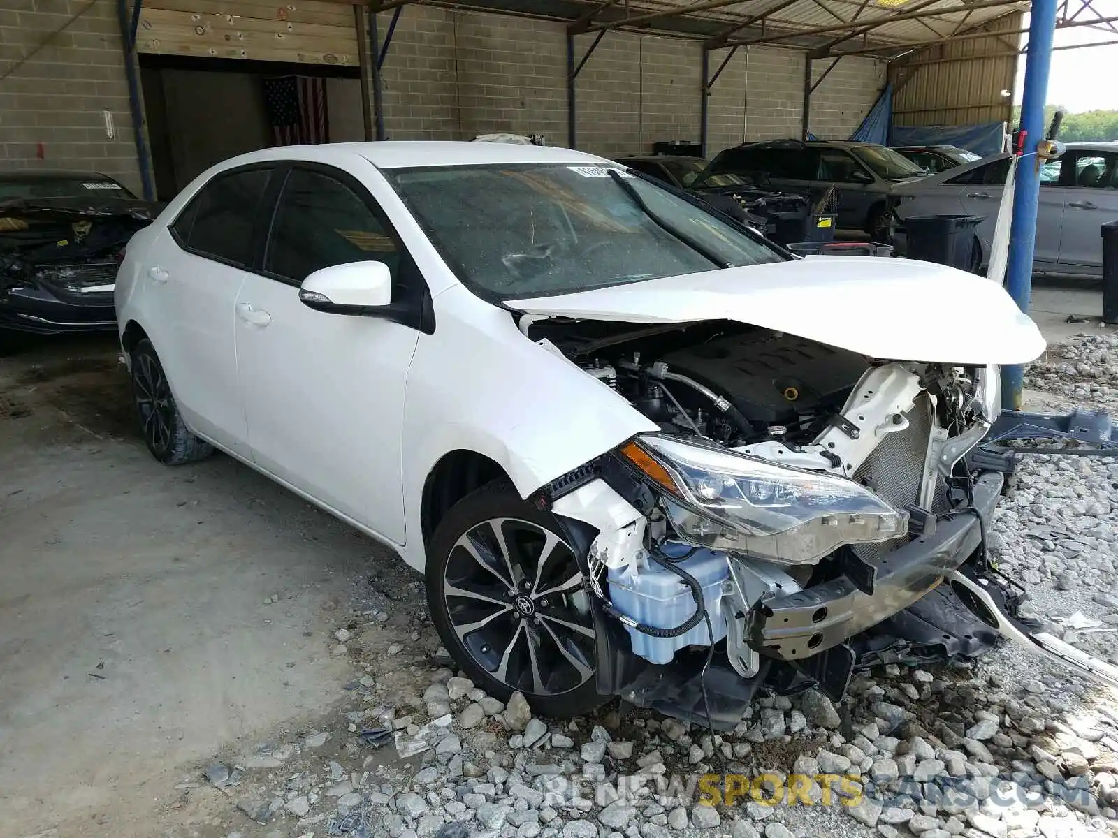 1 Photograph of a damaged car 5YFBURHE9KP883834 TOYOTA COROLLA 2019