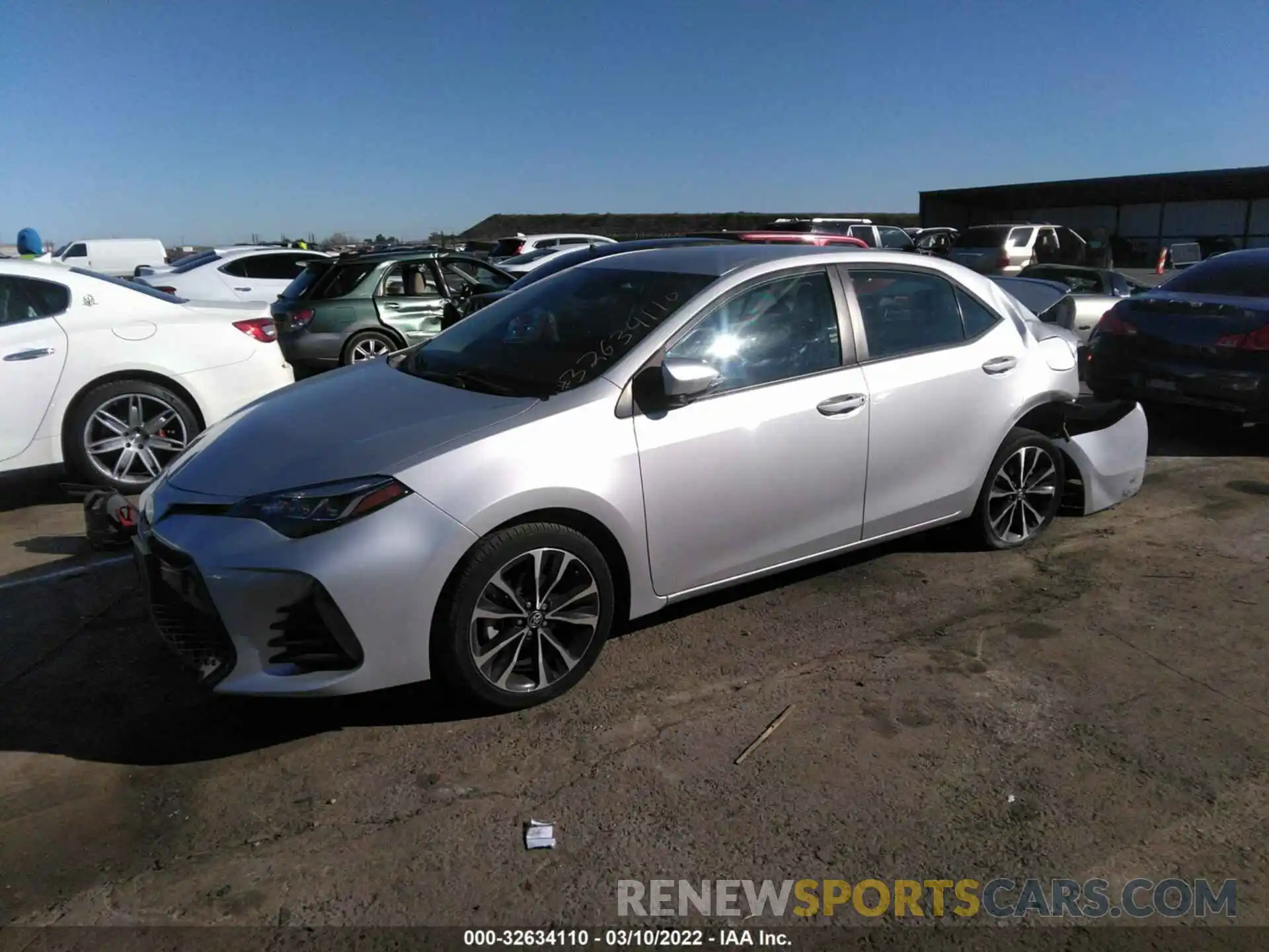 2 Photograph of a damaged car 5YFBURHE9KP884093 TOYOTA COROLLA 2019