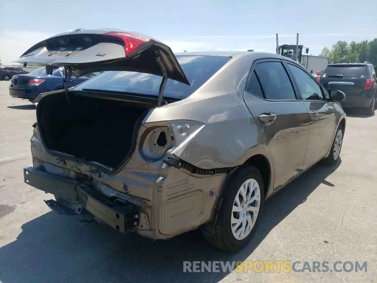 4 Photograph of a damaged car 5YFBURHE9KP884269 TOYOTA COROLLA 2019