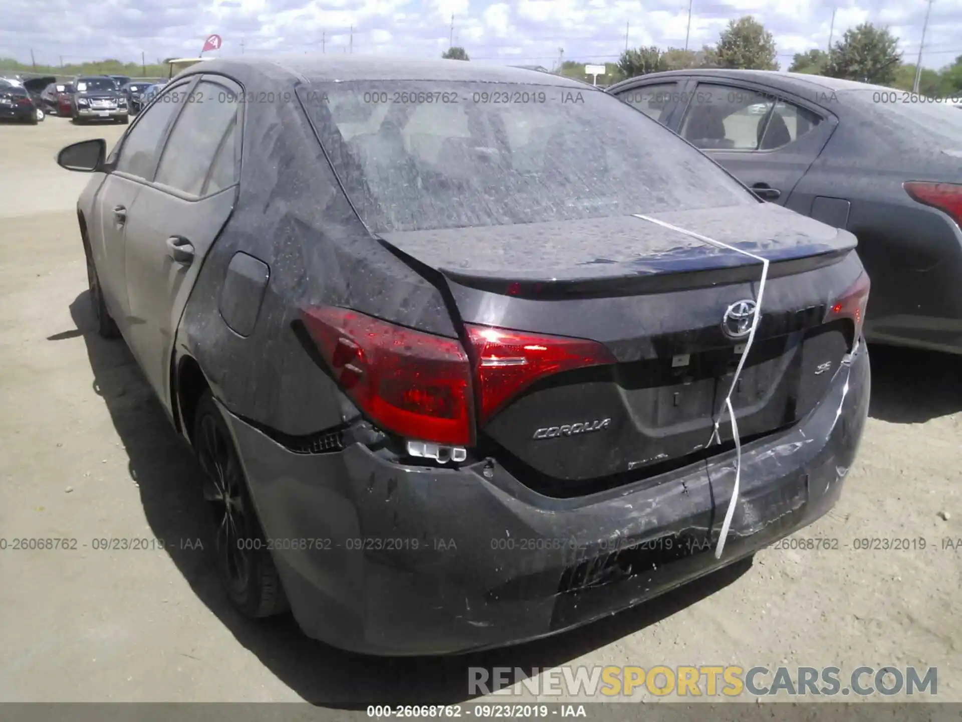 3 Photograph of a damaged car 5YFBURHE9KP884935 TOYOTA COROLLA 2019