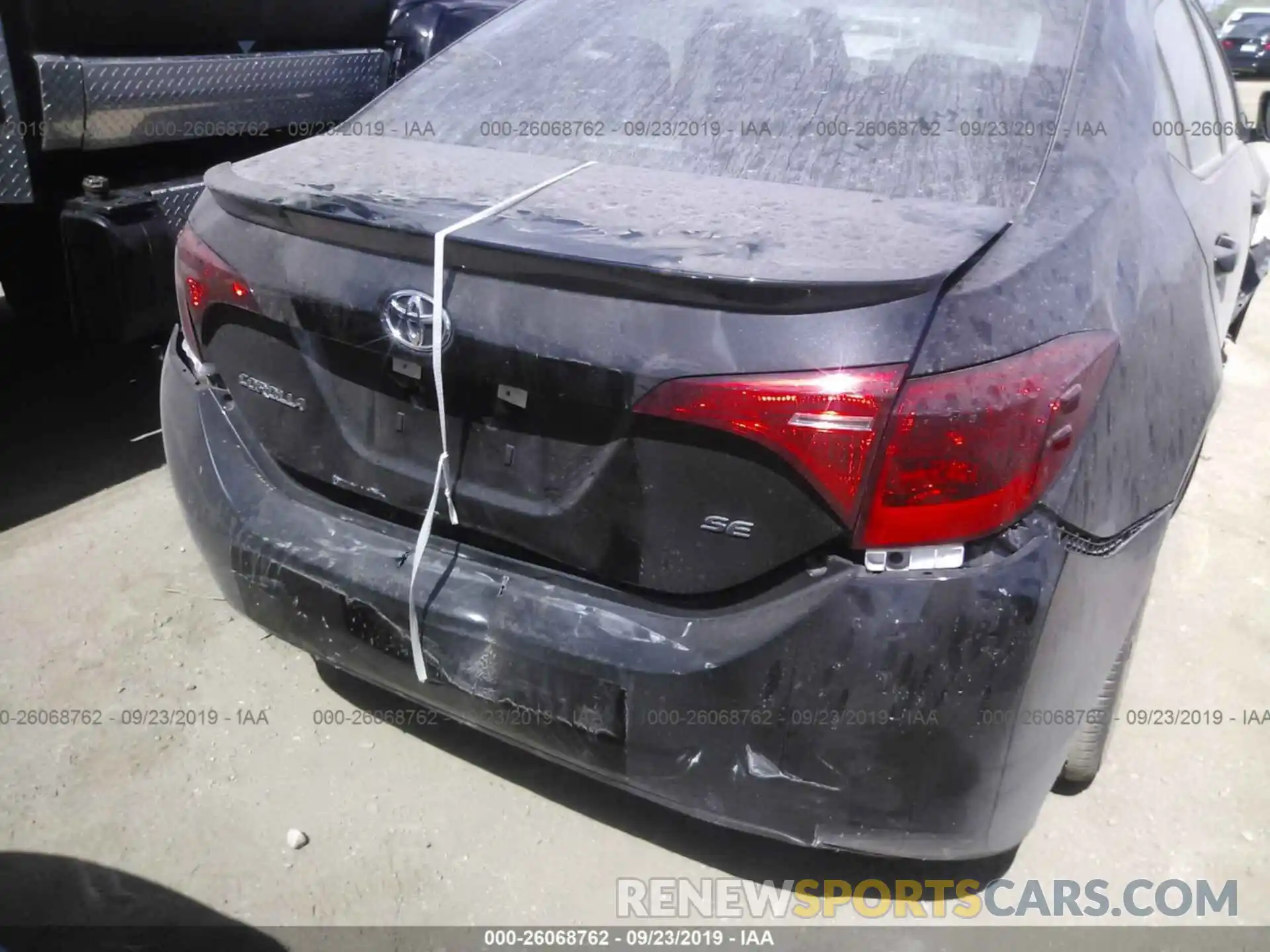 6 Photograph of a damaged car 5YFBURHE9KP884935 TOYOTA COROLLA 2019