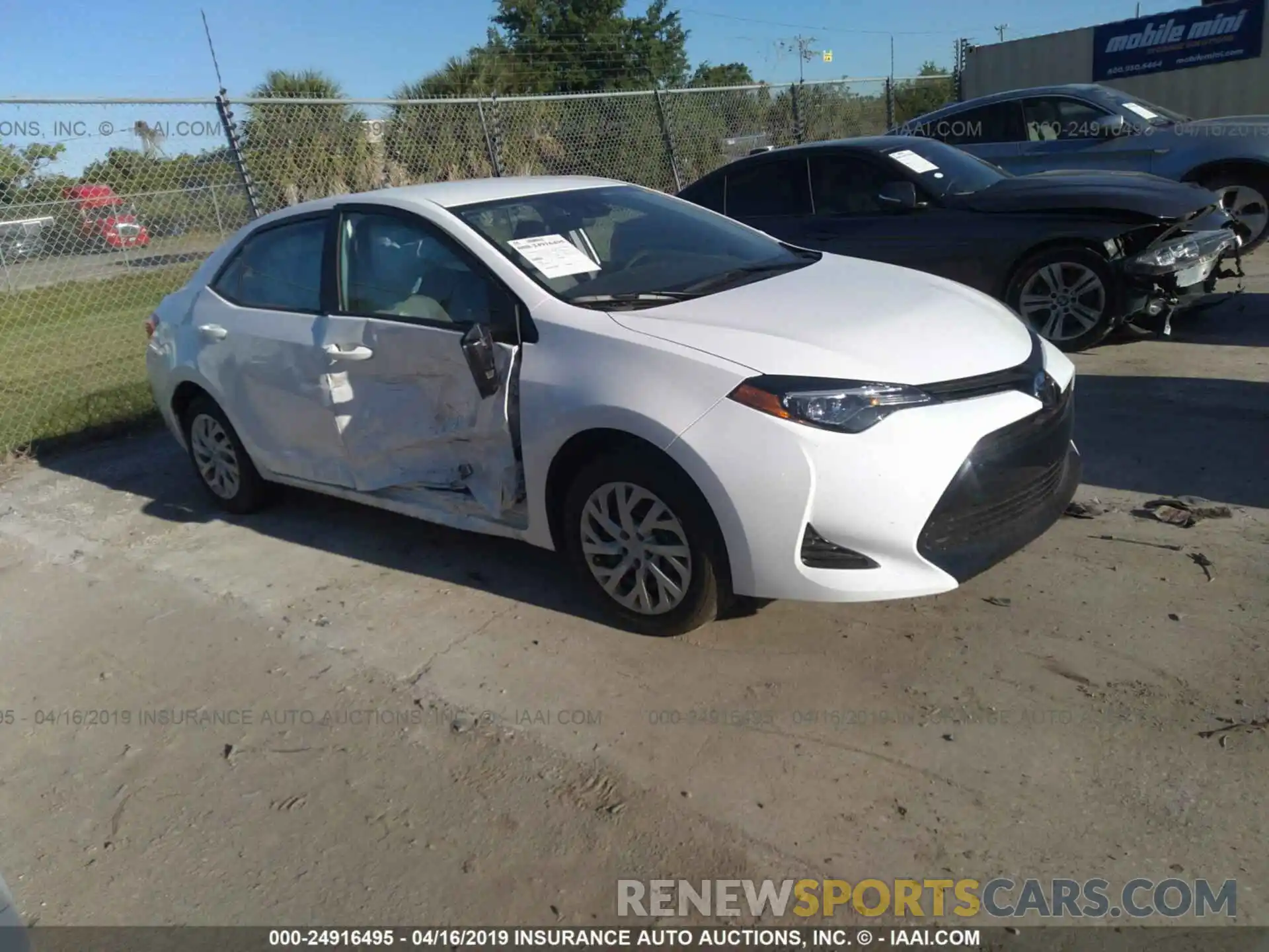 1 Photograph of a damaged car 5YFBURHE9KP885003 TOYOTA COROLLA 2019