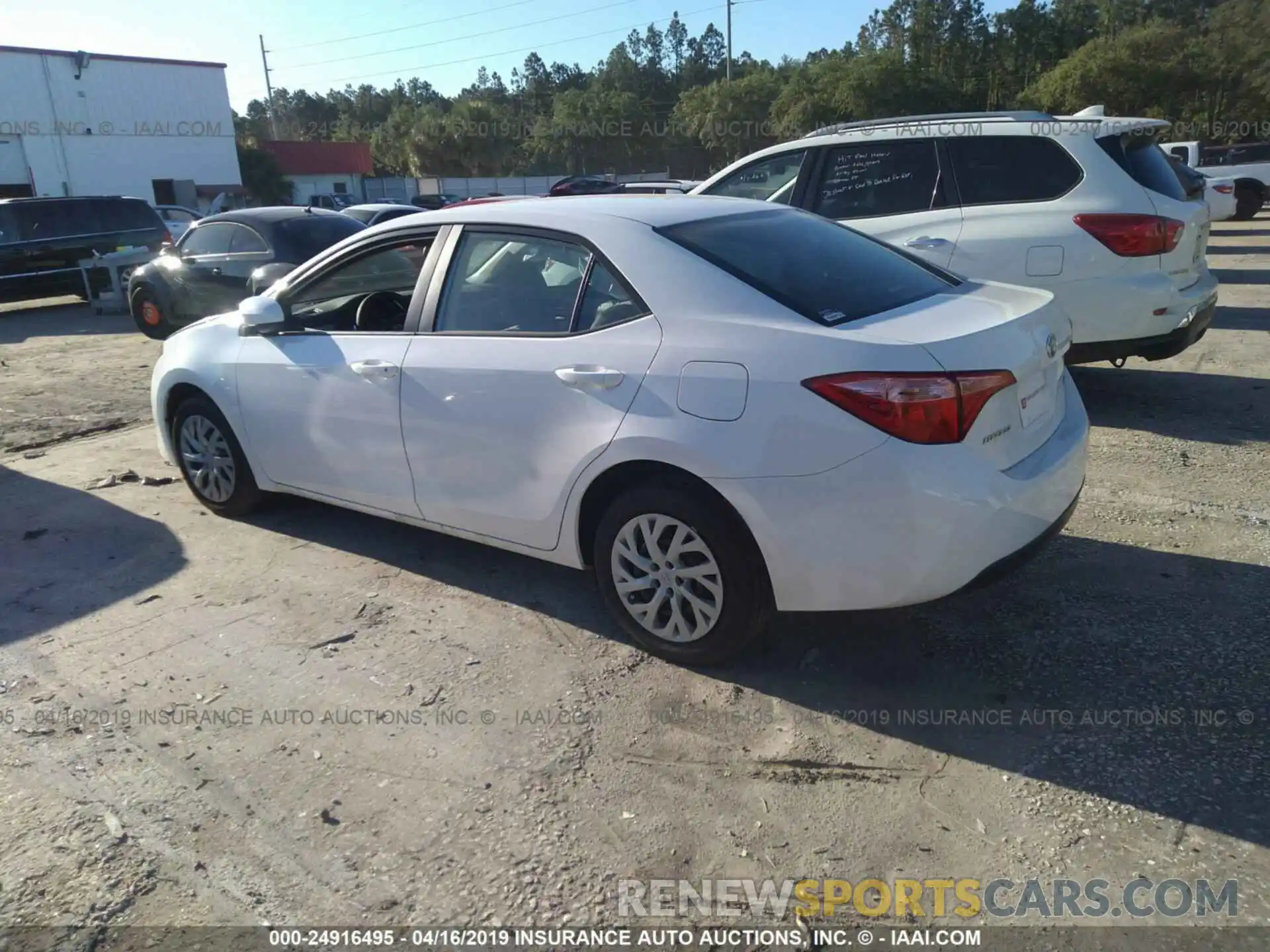 3 Photograph of a damaged car 5YFBURHE9KP885003 TOYOTA COROLLA 2019