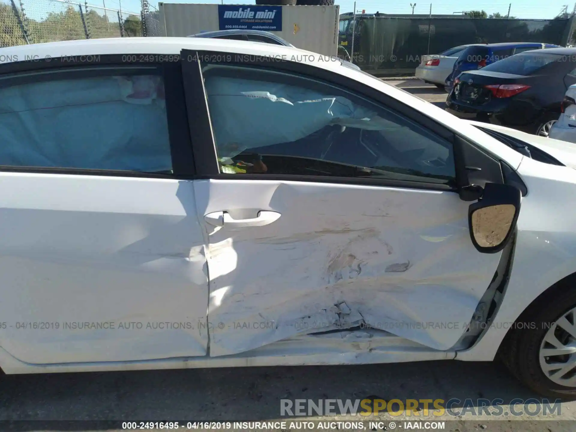 6 Photograph of a damaged car 5YFBURHE9KP885003 TOYOTA COROLLA 2019