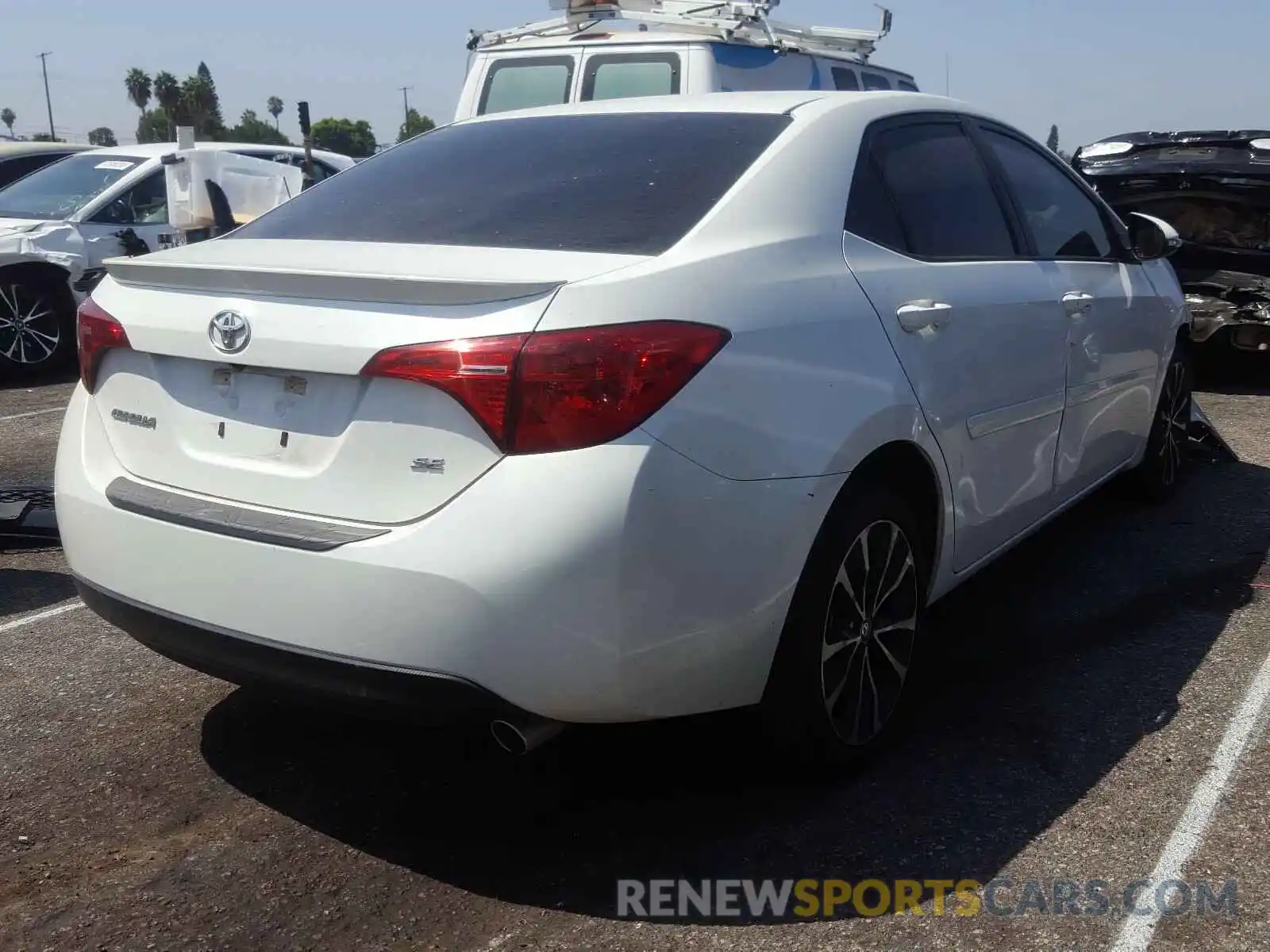 4 Photograph of a damaged car 5YFBURHE9KP885261 TOYOTA COROLLA 2019