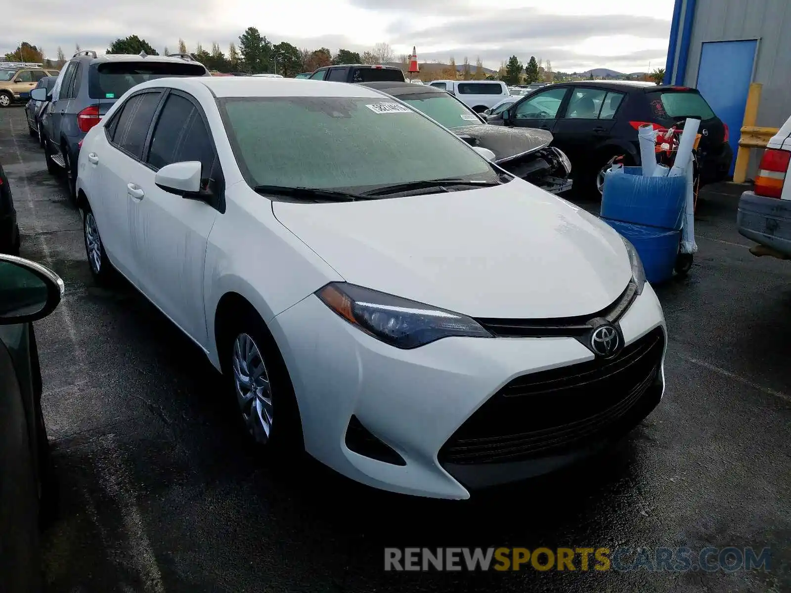 1 Photograph of a damaged car 5YFBURHE9KP886135 TOYOTA COROLLA 2019