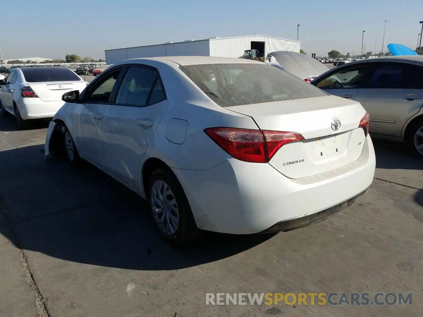 3 Photograph of a damaged car 5YFBURHE9KP886491 TOYOTA COROLLA 2019